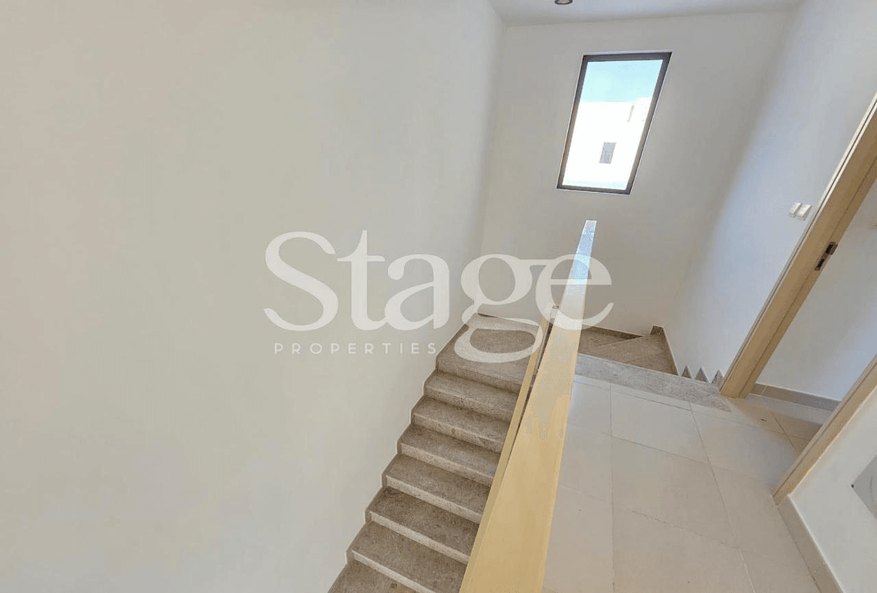 4 bedrooms Twin Villas for Sale in Reem, Dubai VH7318S