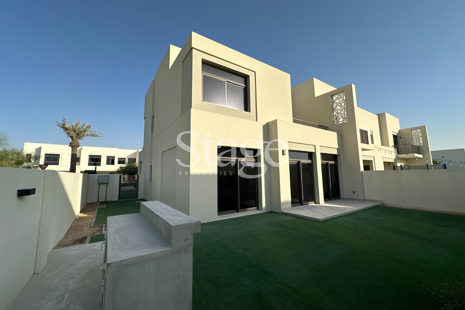 4 bedrooms Townhouse for Rent in Town Square, Dubai TH8056L