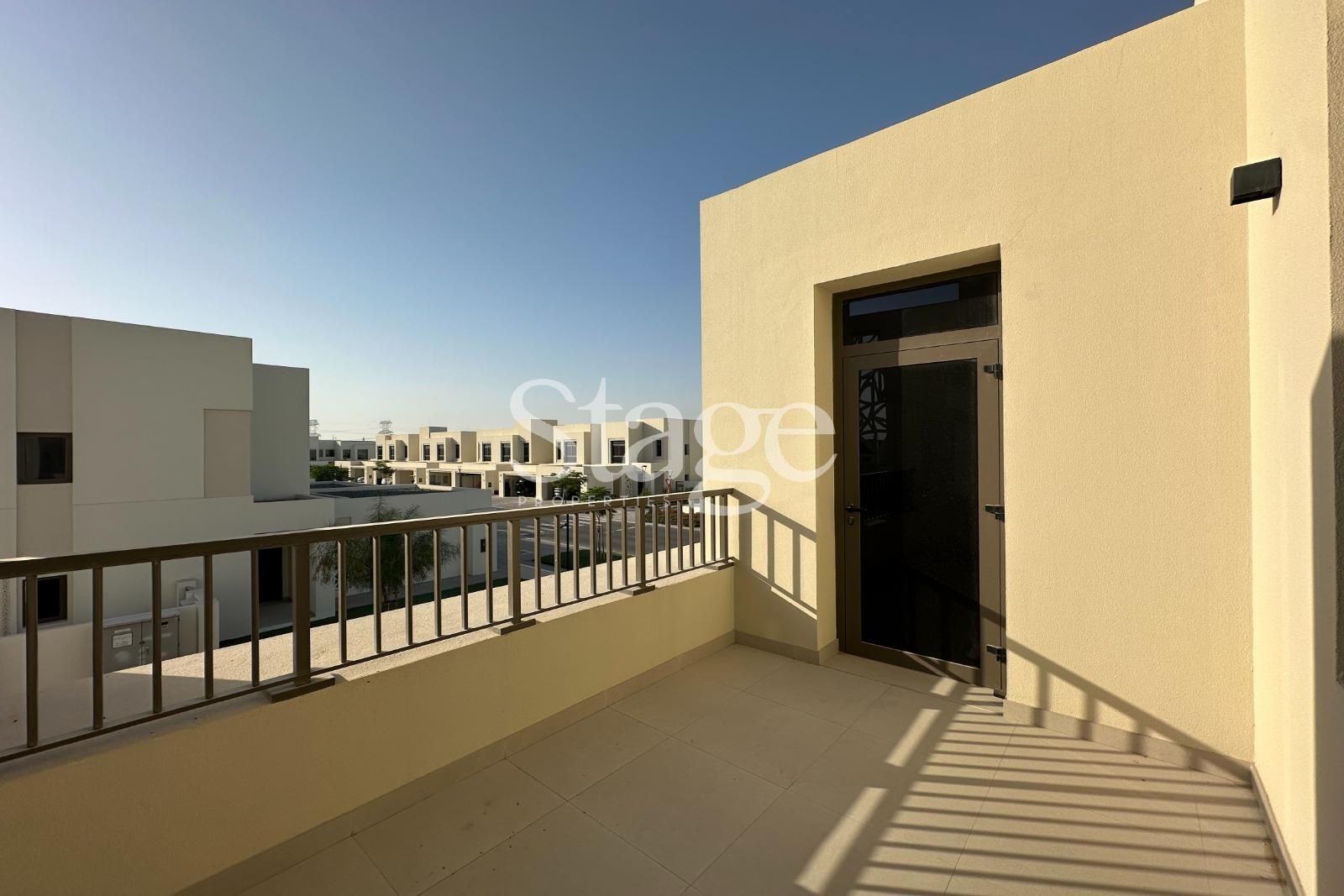 4 bedrooms Townhouse for Rent in Town Square, Dubai TH8056L