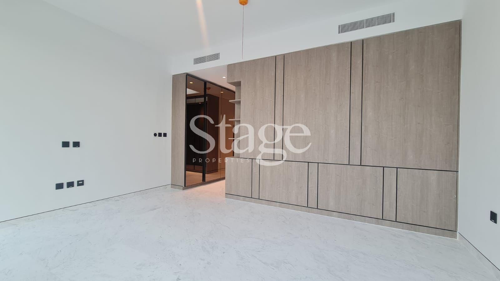 فيلا من ٥ غرف نوم للإيجار في Tilal Al Ghaf، Dubai VI8028L