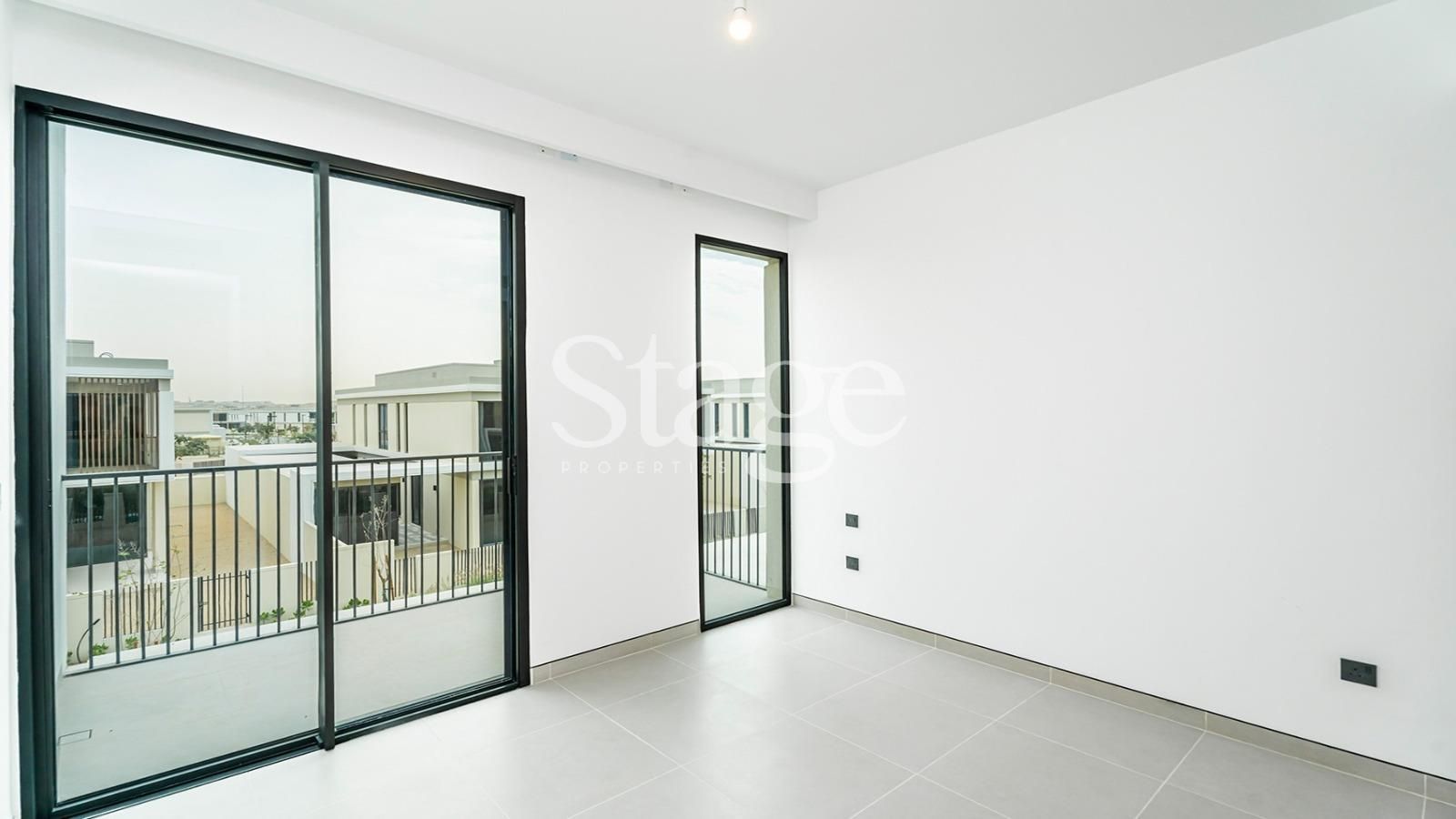 فيلا من ٥ غرف نوم للإيجار في Tilal Al Ghaf، Dubai VI8028L