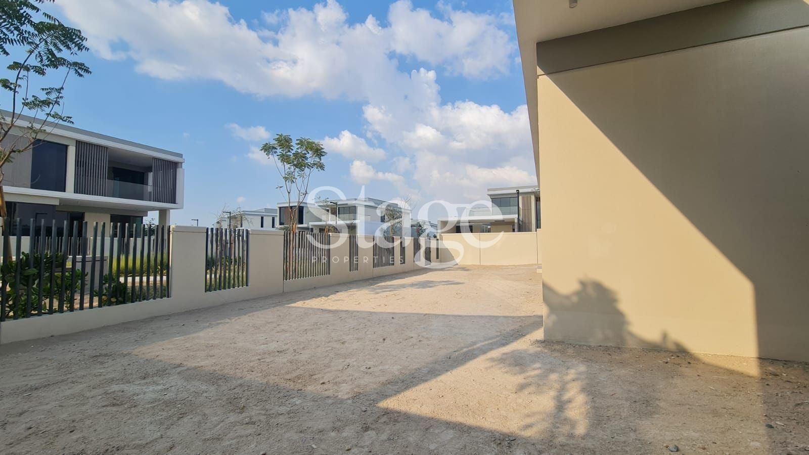 فيلا من ٥ غرف نوم للإيجار في Tilal Al Ghaf، Dubai VI8028L