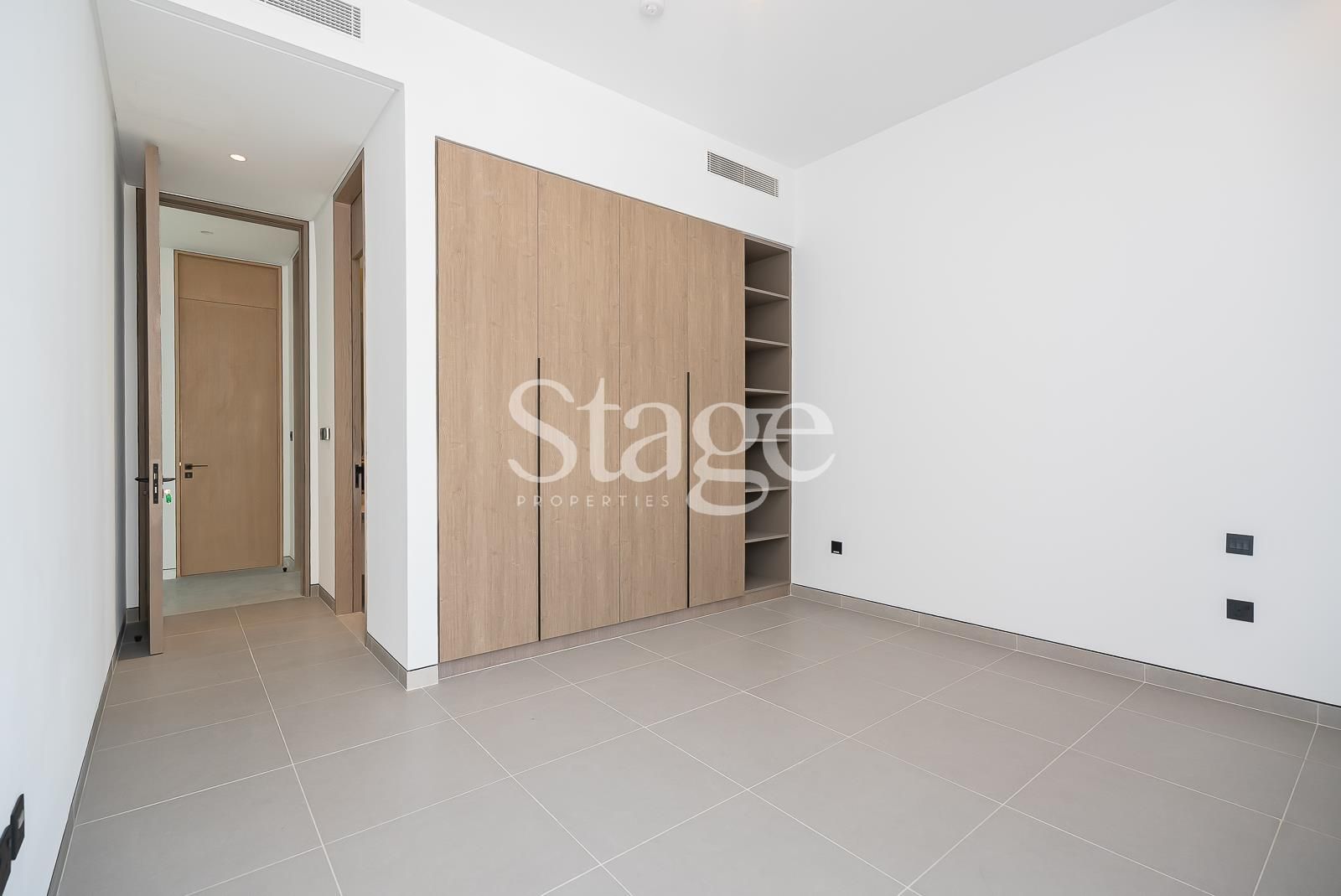 4 bedrooms common for Rent in Tilal Al Ghaf, Dubai VI8046L