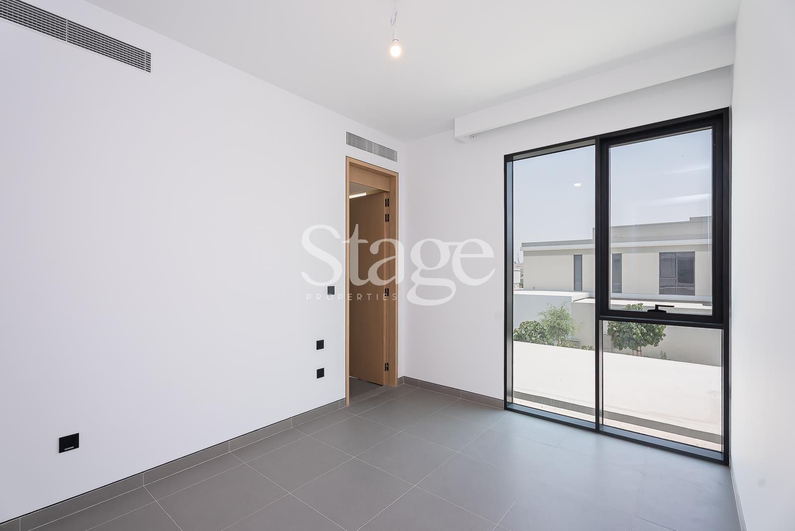 4 bedrooms common for Rent in Tilal Al Ghaf, Dubai VI8046L