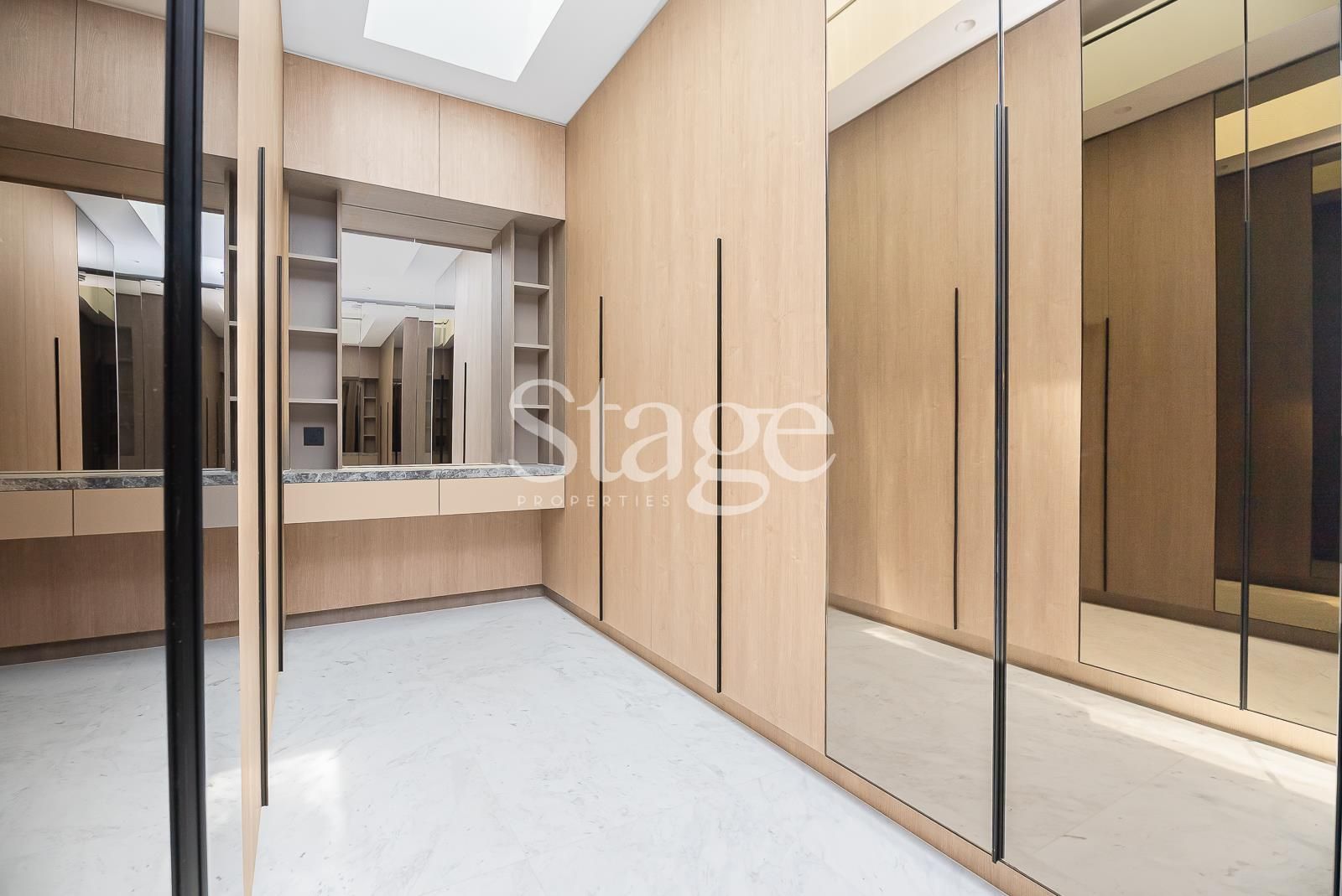 4 bedrooms common for Rent in Tilal Al Ghaf, Dubai VI8046L