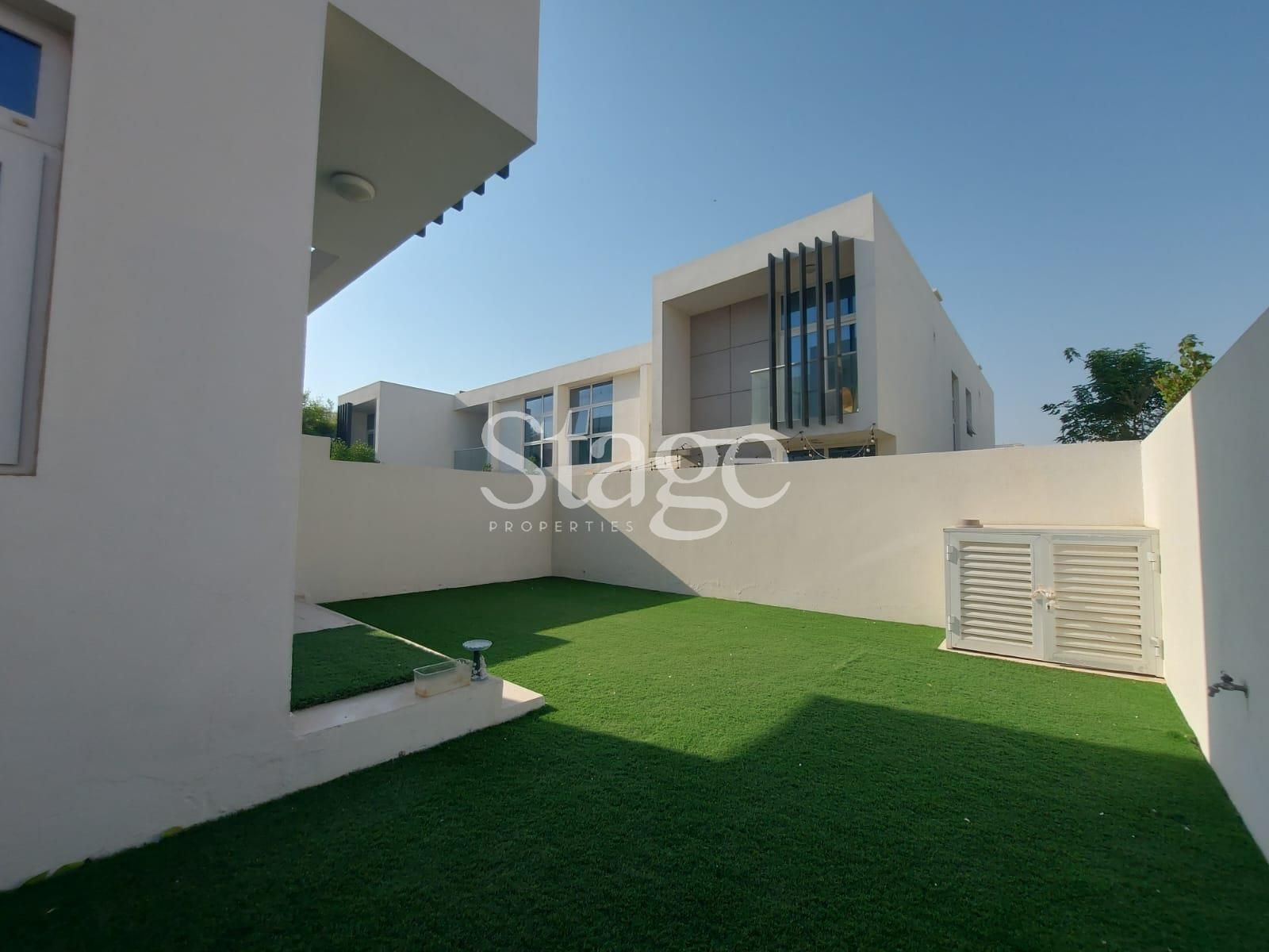 3 bedrooms Townhouse for Sale in Damac Hills 2, Dubai TH7591S