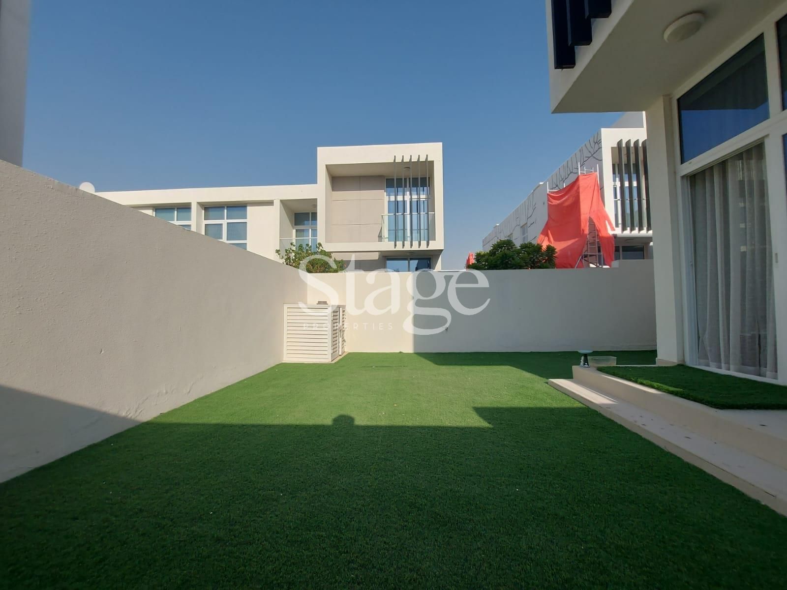 3 bedrooms Townhouse for Sale in Damac Hills 2, Dubai TH7591S