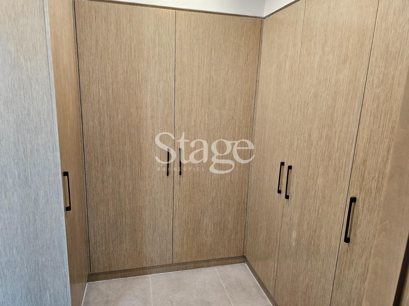 4 bedrooms Townhouse for Rent in Dubai Land, Dubai TH8503L