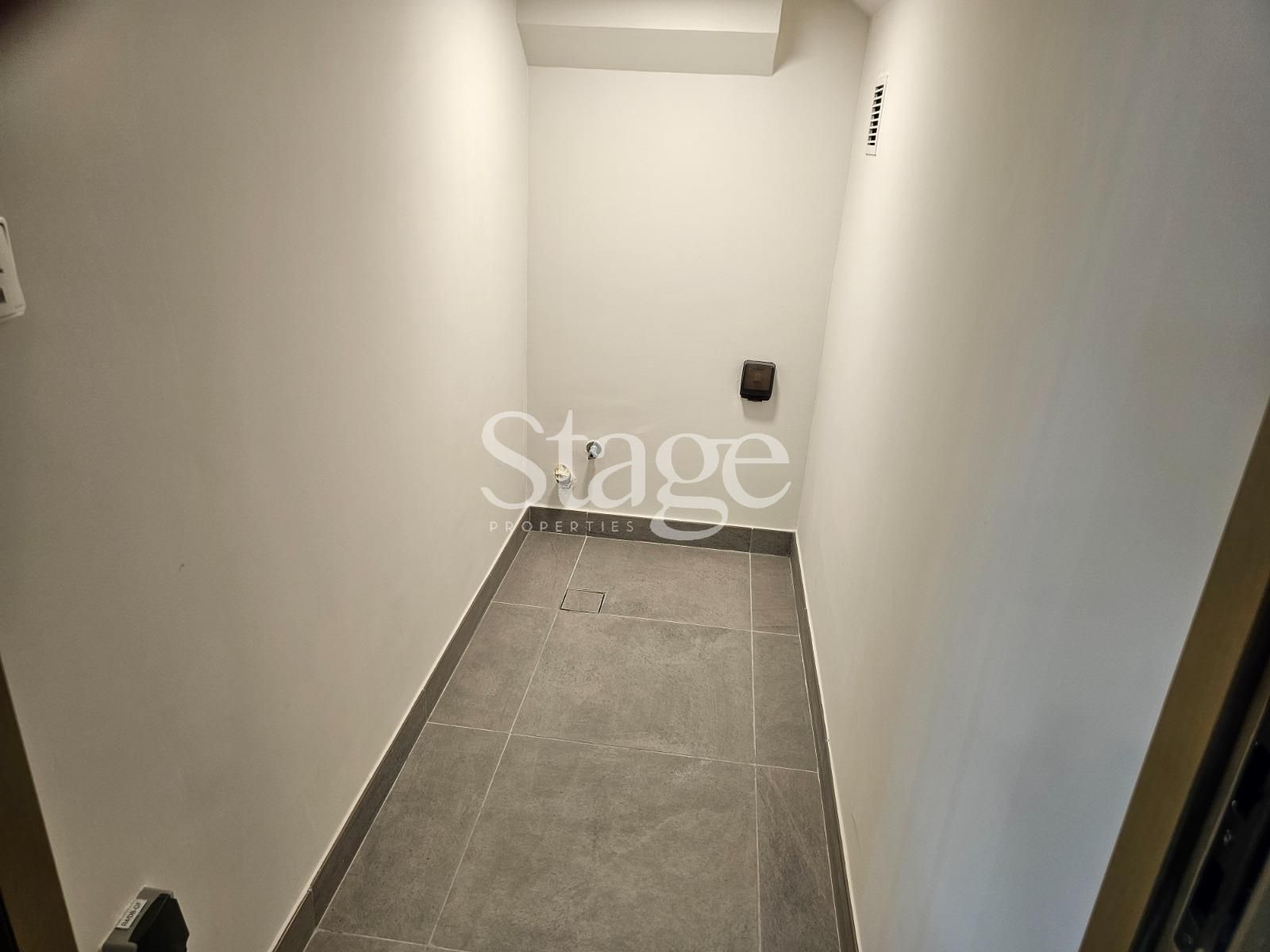 4 bedrooms Townhouse for Rent in Dubai Land, Dubai TH8503L