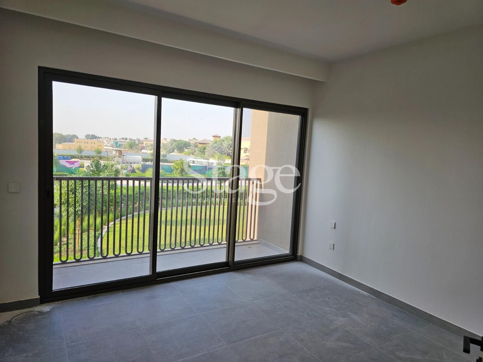 4 bedrooms Townhouse for Rent in Dubai Land, Dubai TH8503L