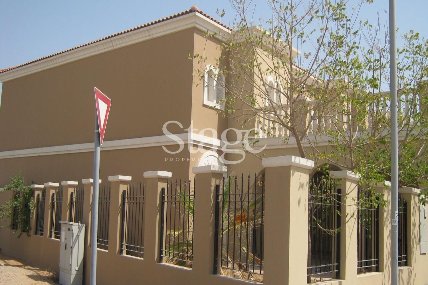 3 bedrooms Twin Villas for Rent in Jumeirah Village Circle, Dubai VI9626L