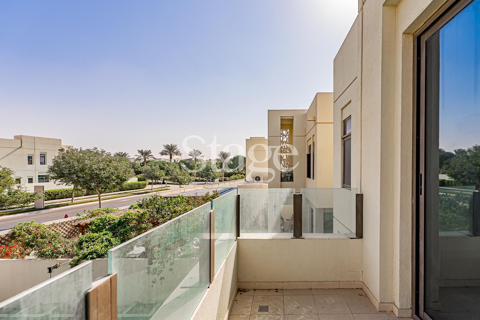 3 bedrooms common for Rent in Reem, Dubai VI8724L