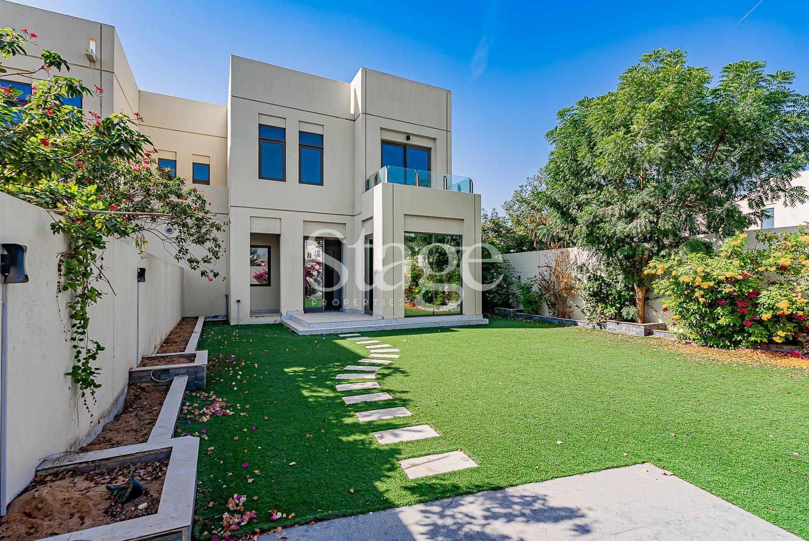 3 bedrooms common for Rent in Reem, Dubai VI8724L