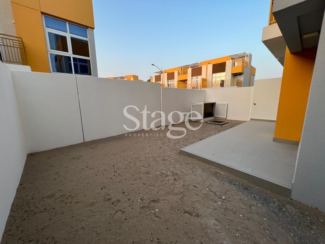 3 bedrooms Townhouse for Sale in Damac Hills 2, Dubai TH8592S