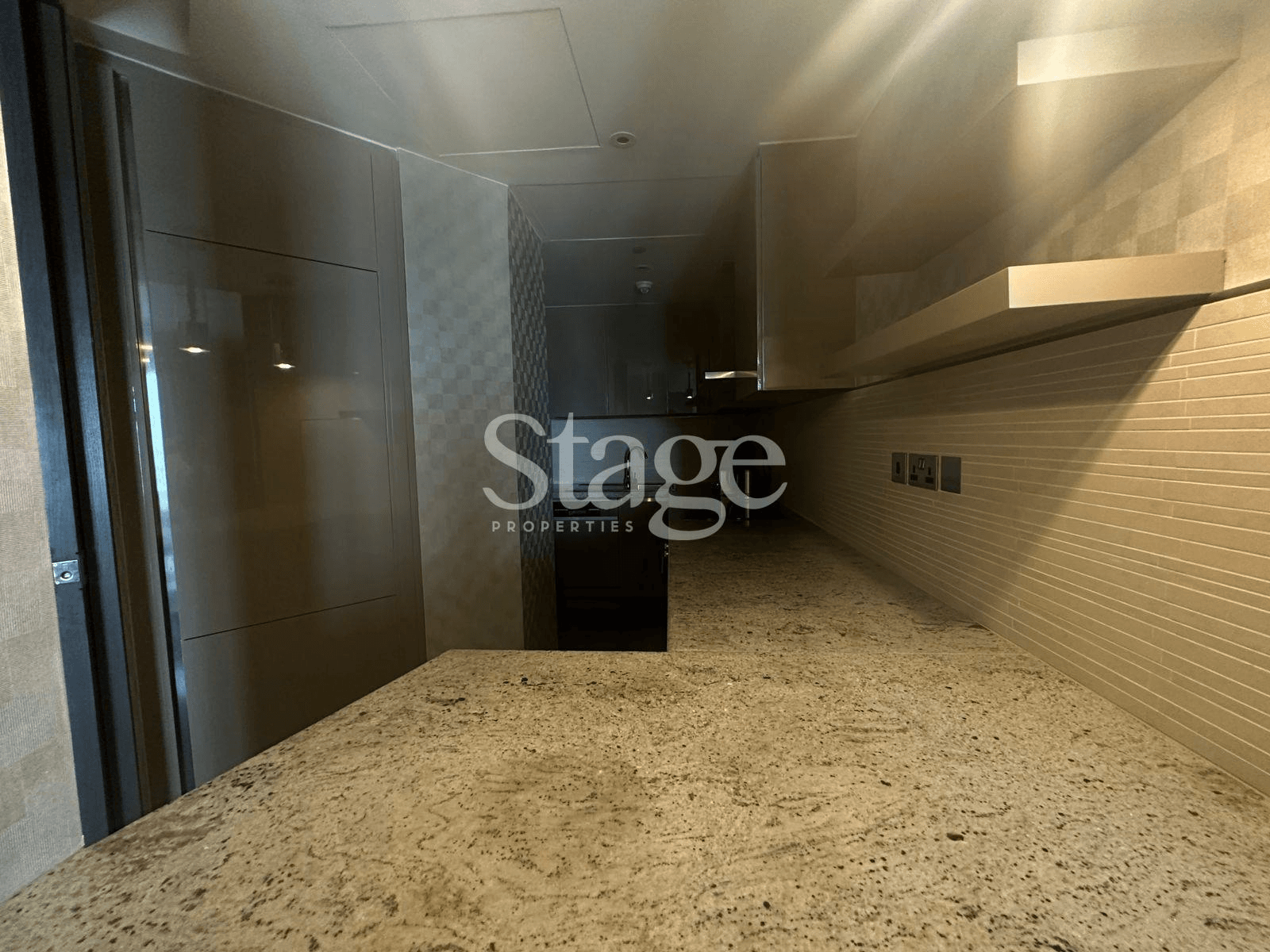 1 bedroom apartment for Rent in Dubai Healthcare City, Dubai AP7358L