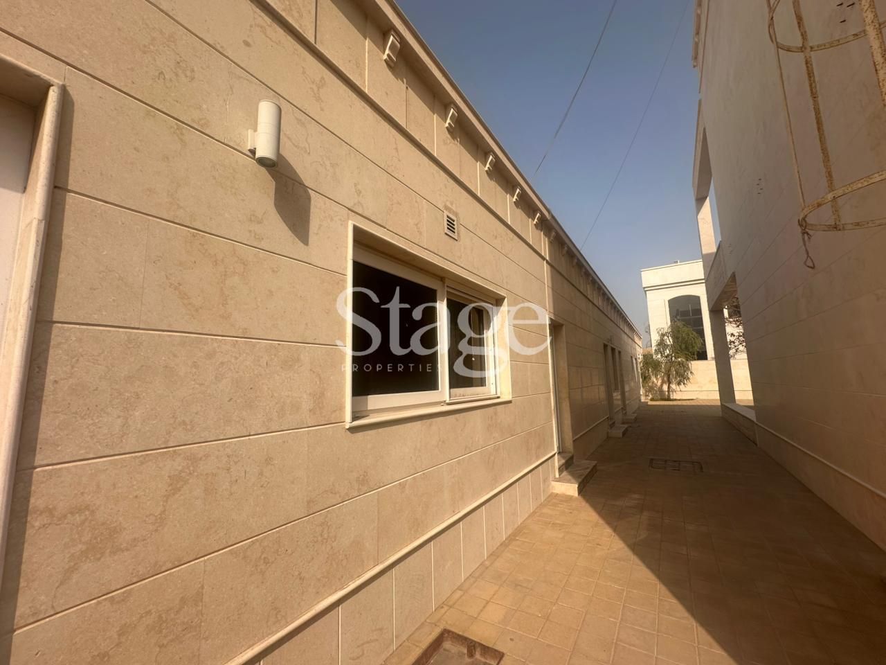 5 bedrooms common for Rent in Al Mizhar, Dubai VI8359L