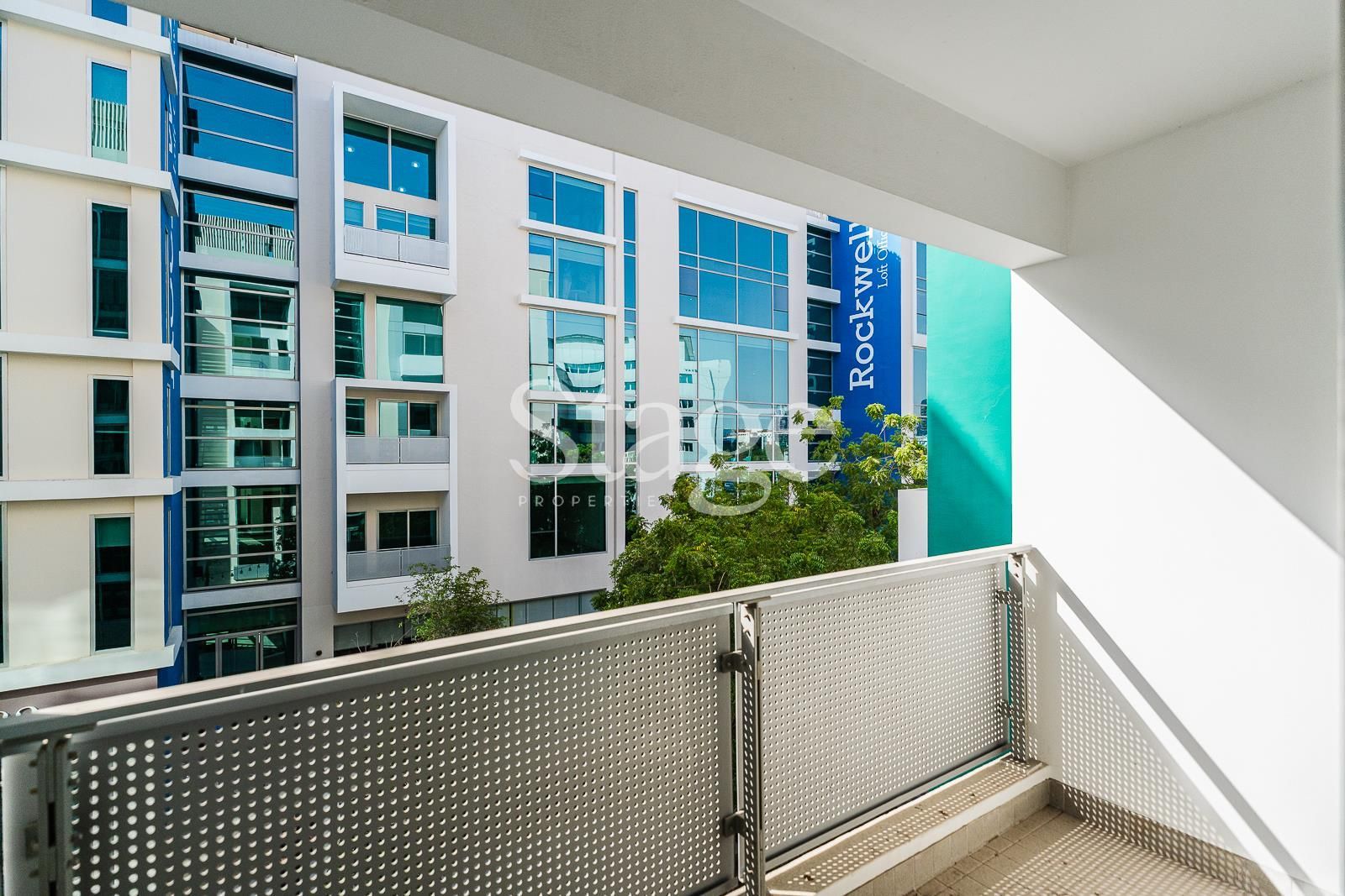 Office Space for Rent in Dubai Media City, Dubai OF8038L