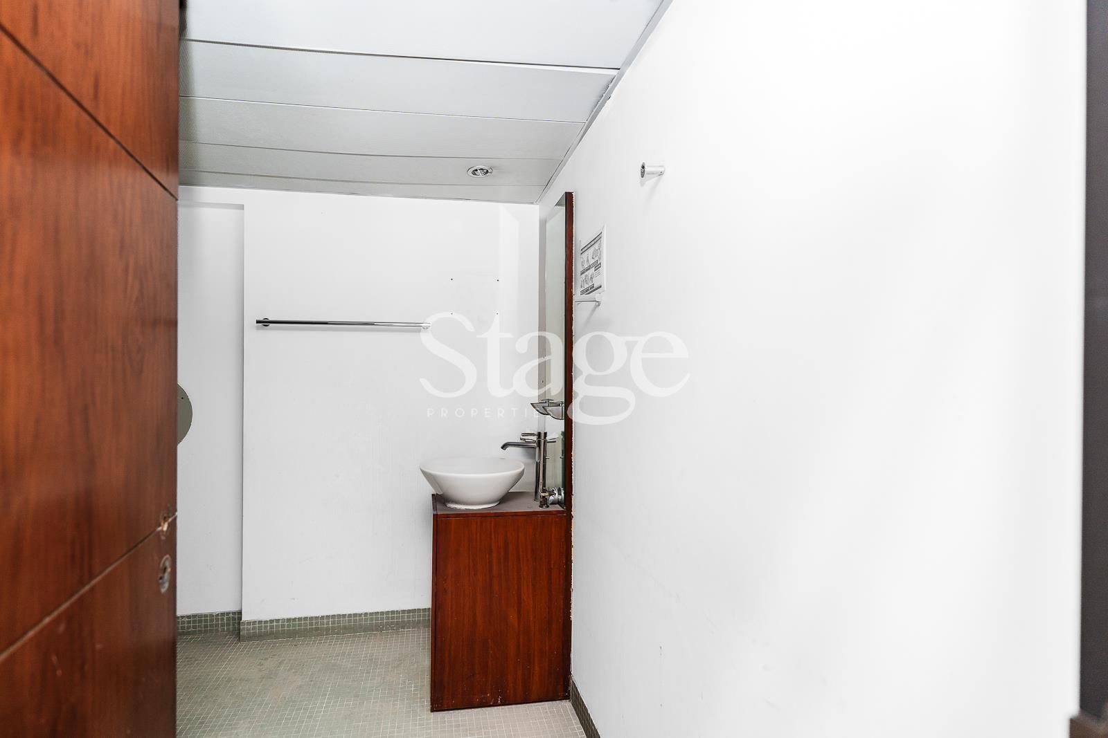Office Space for Rent in Dubai Media City, Dubai OF8038L