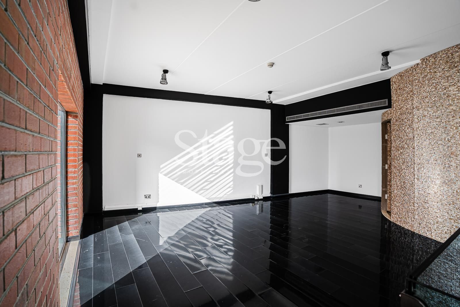 Office Space for Rent in Dubai Media City, Dubai OF7920L