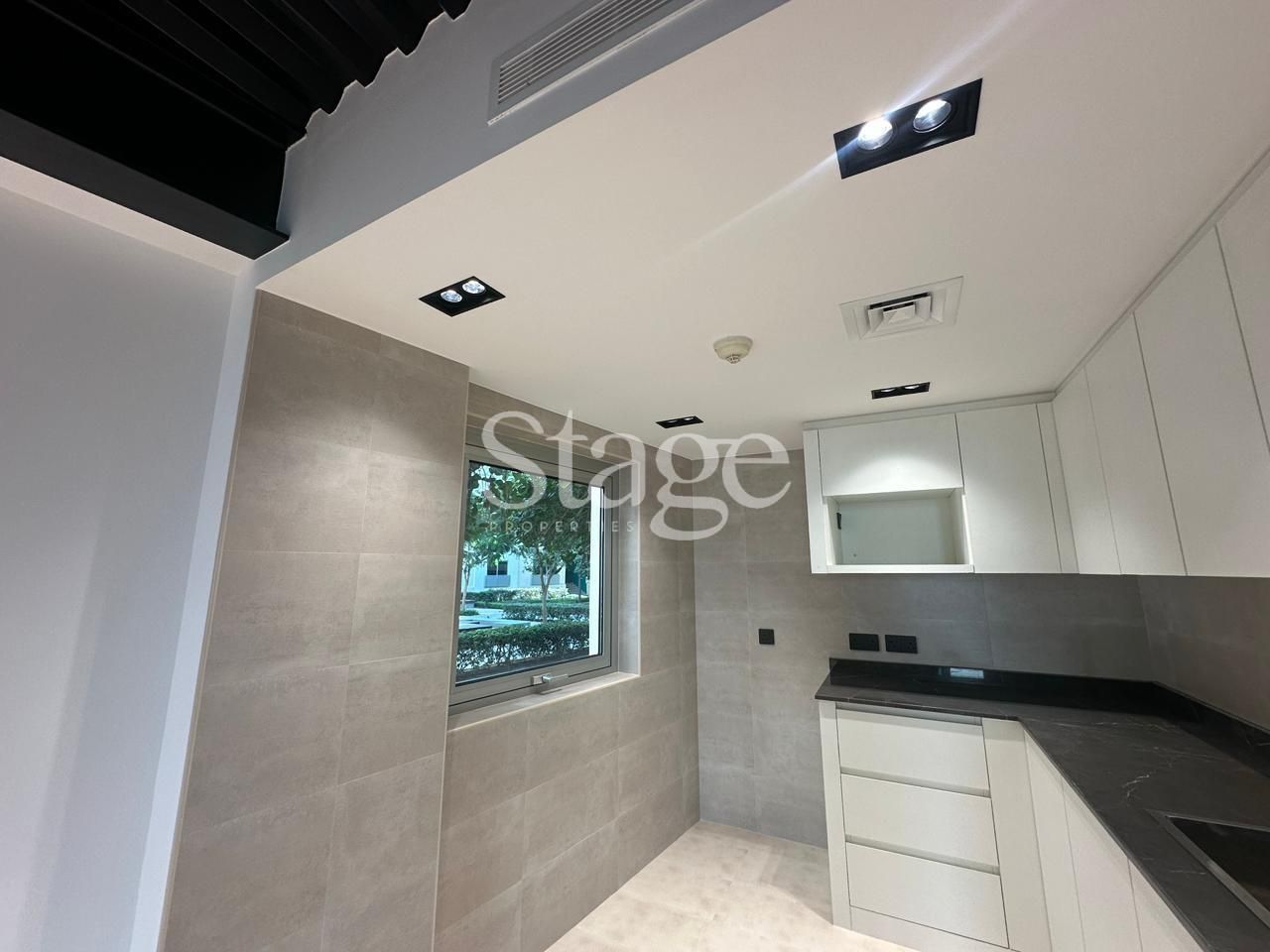 Office Space for Rent in Dubai Media City, Dubai OF9356L