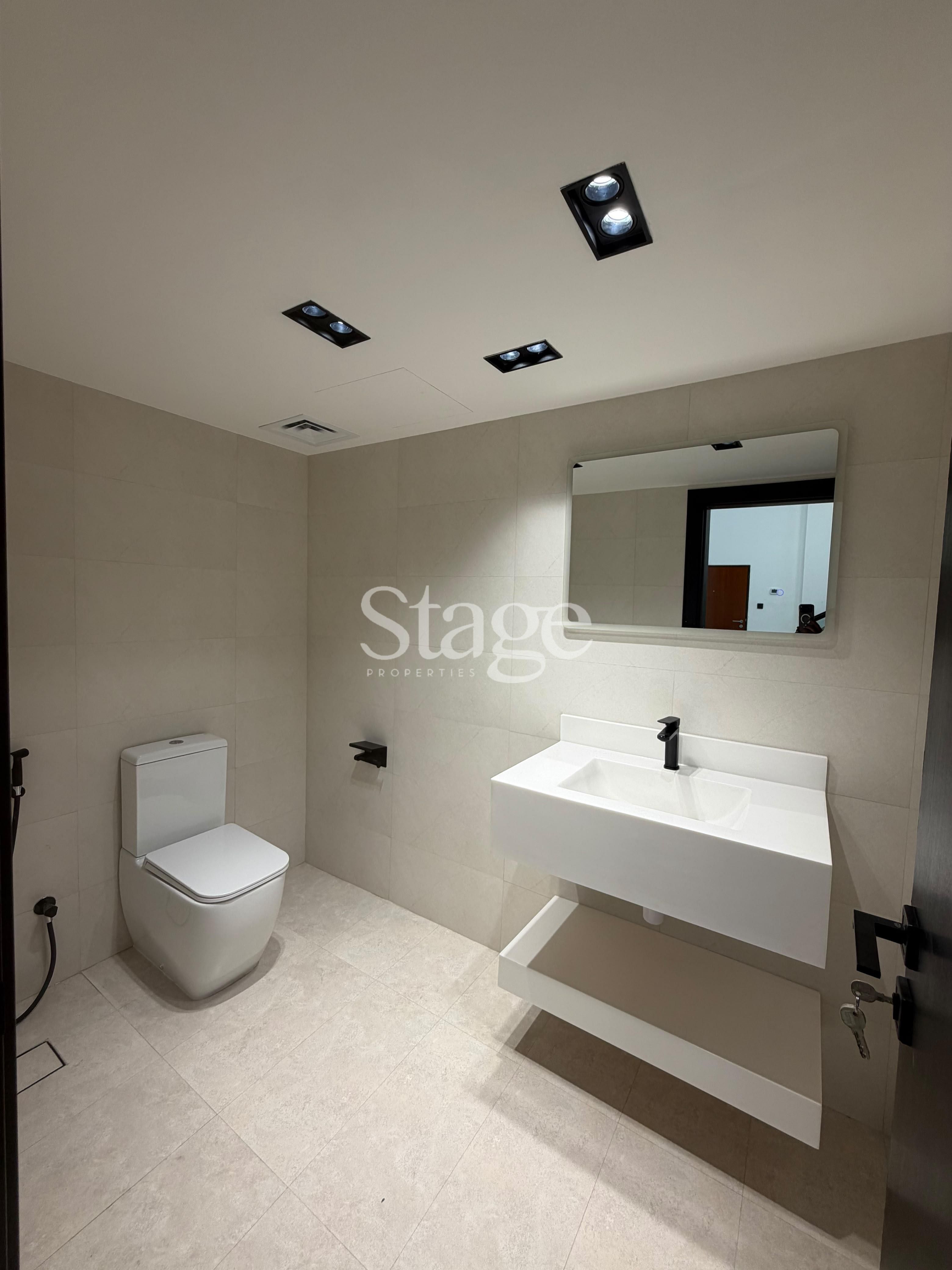 Office Space for Rent in Dubai Media City, Dubai OF10070L