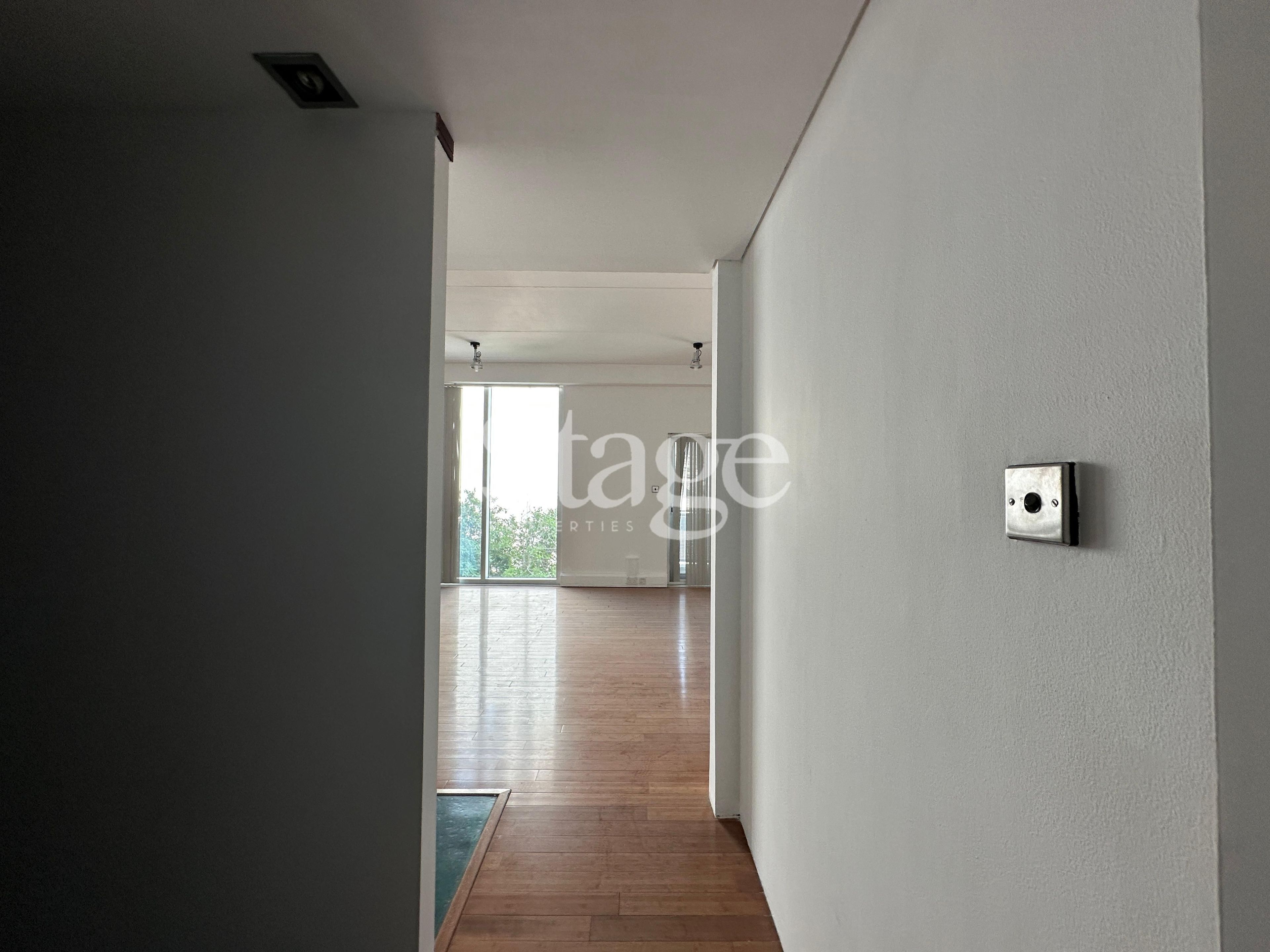 Office Space for Rent in Dubai Media City, Dubai OF8545L