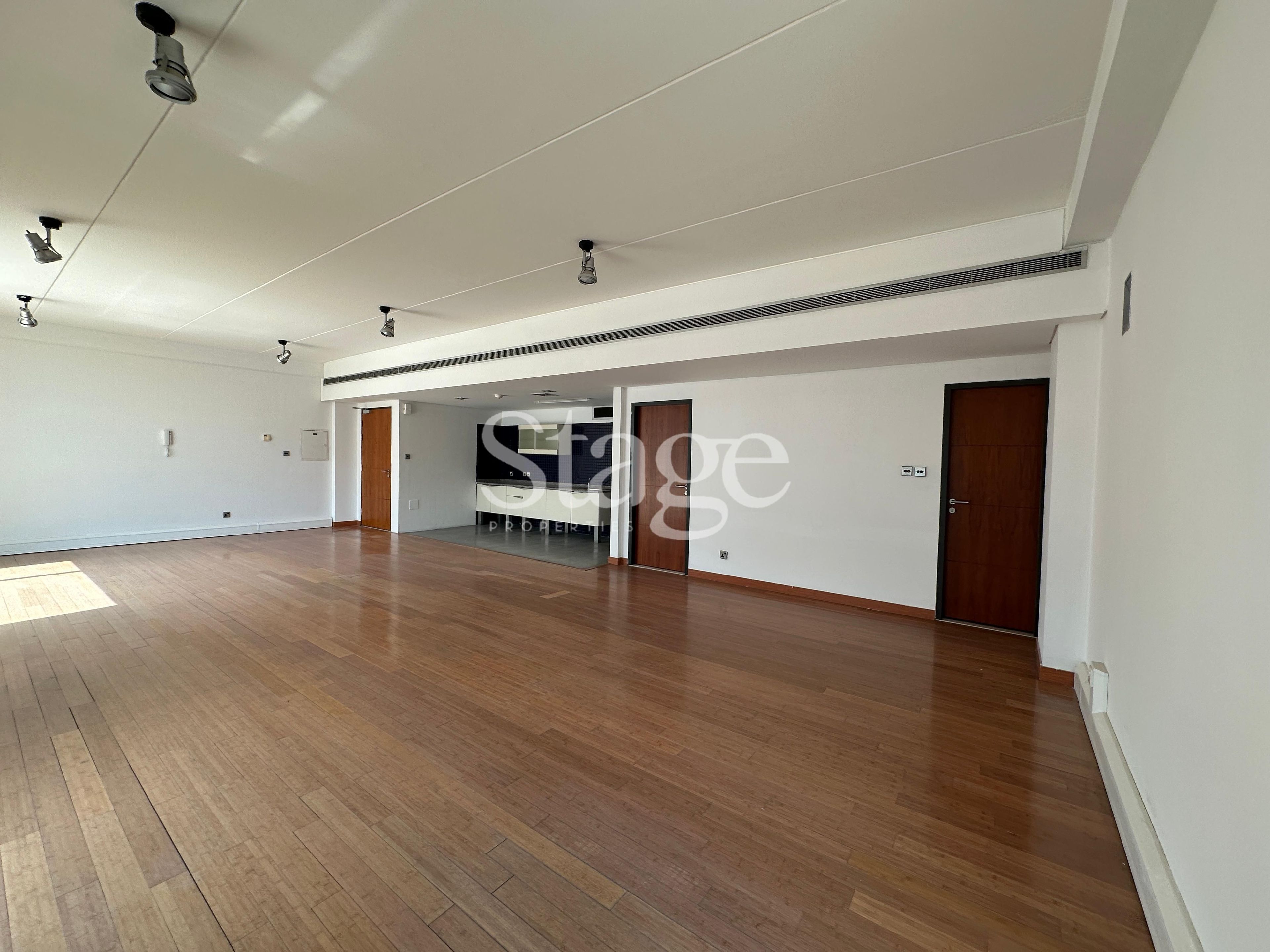 Office Space for Rent in Dubai Media City, Dubai OF8546L