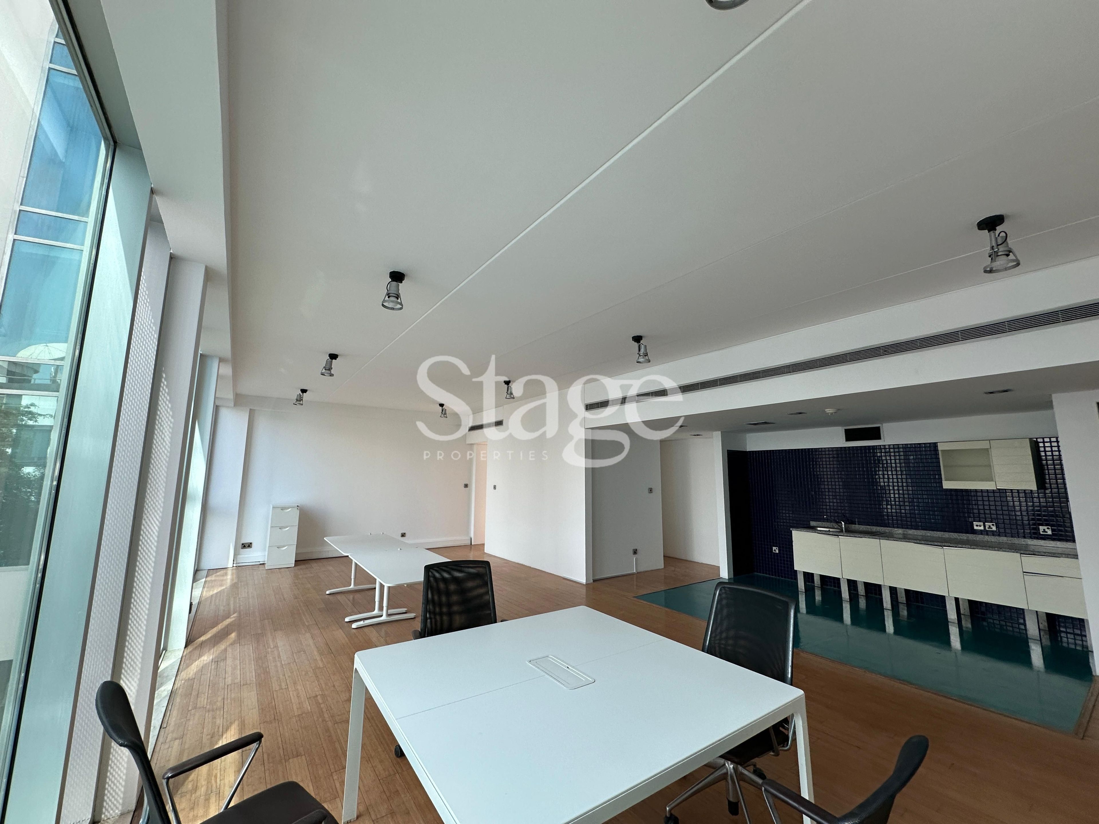 Office Space for Rent in Dubai Media City, Dubai OF8549L