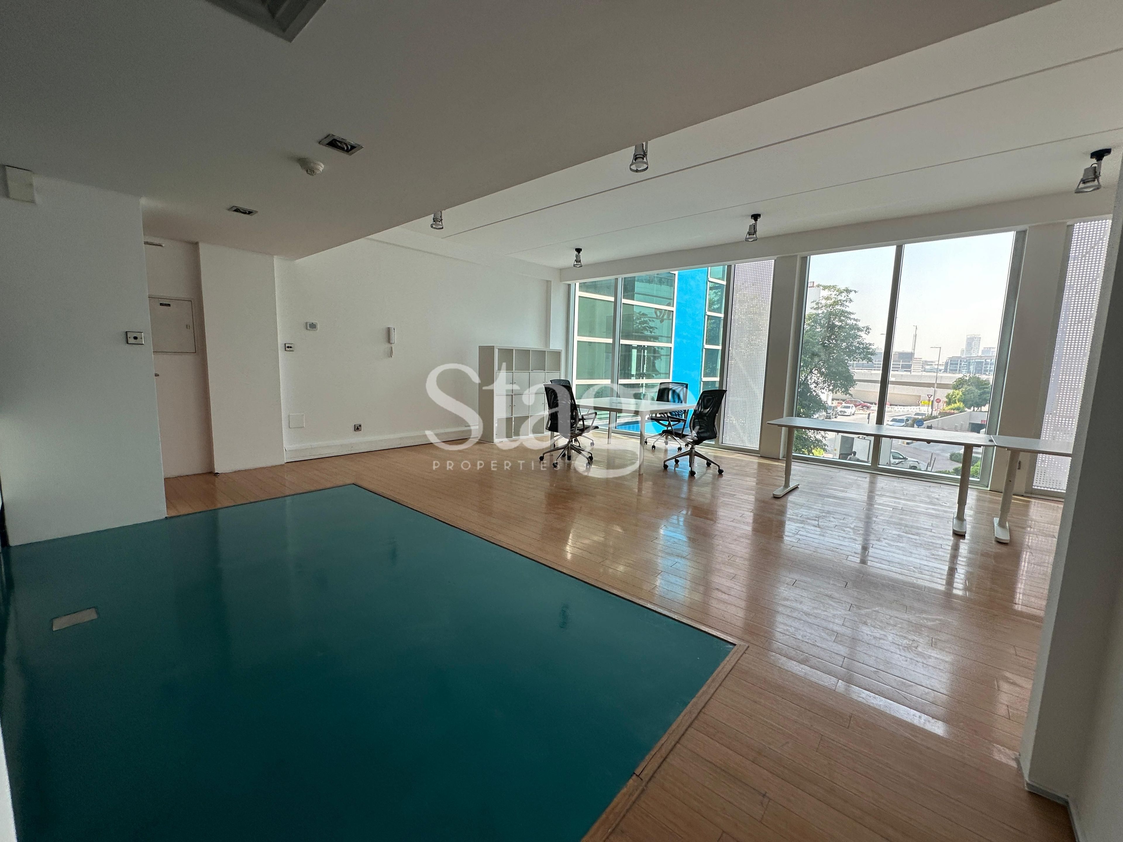 Office Space for Rent in Dubai Media City, Dubai OF8549L