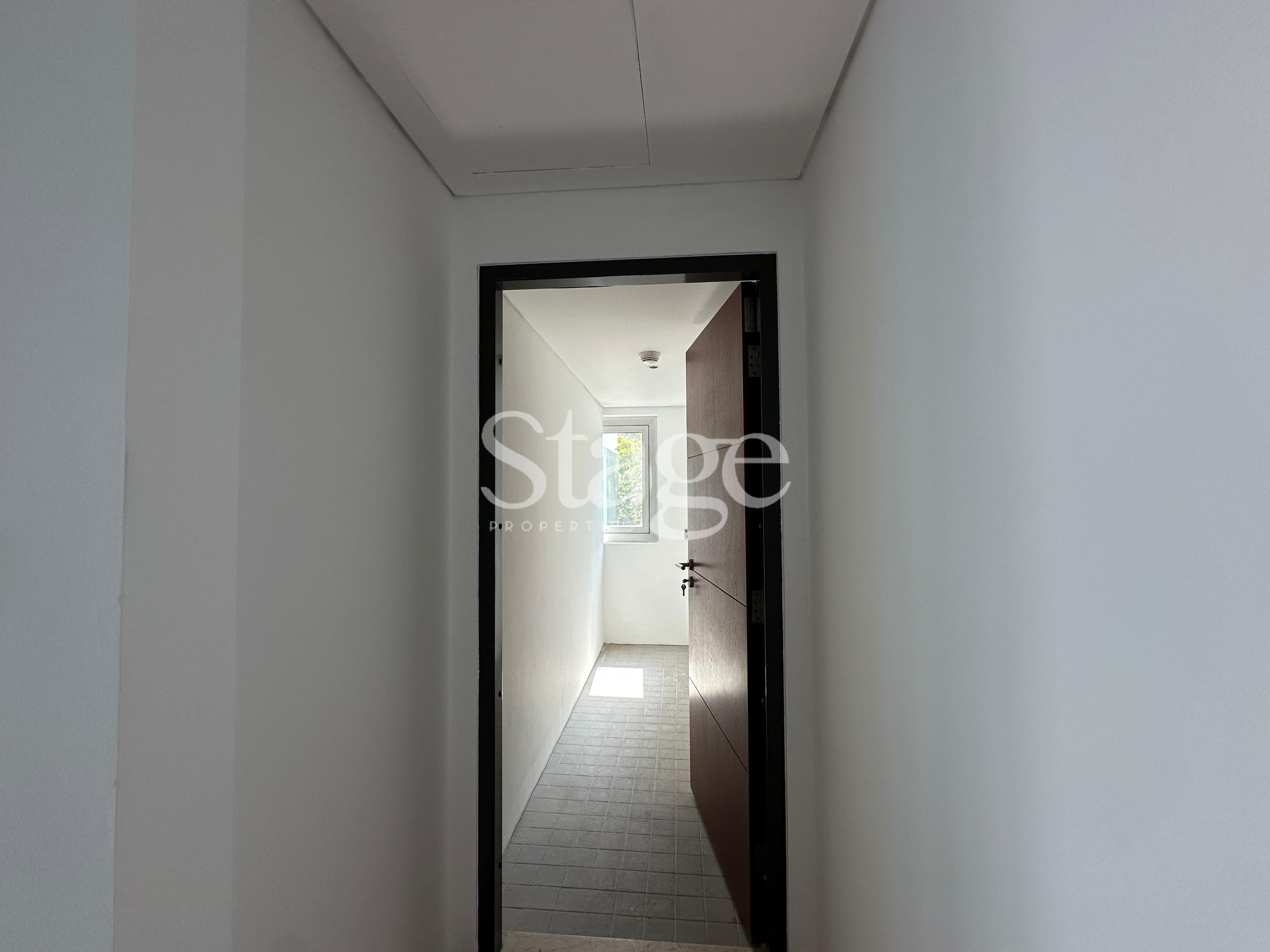 Office Space for Rent in Dubai Media City, Dubai OF8549L