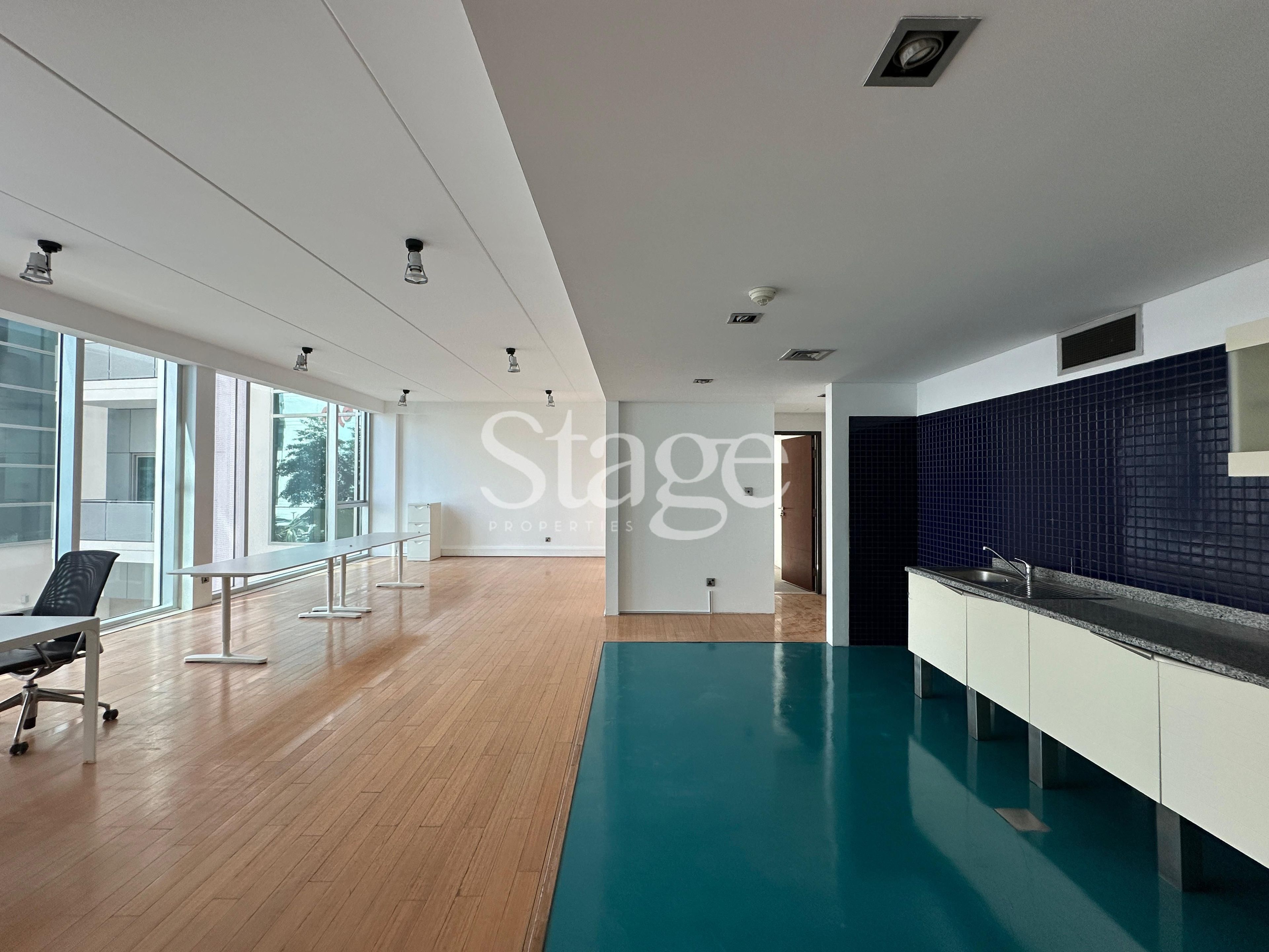 Office Space for Rent in Dubai Media City, Dubai OF8549L