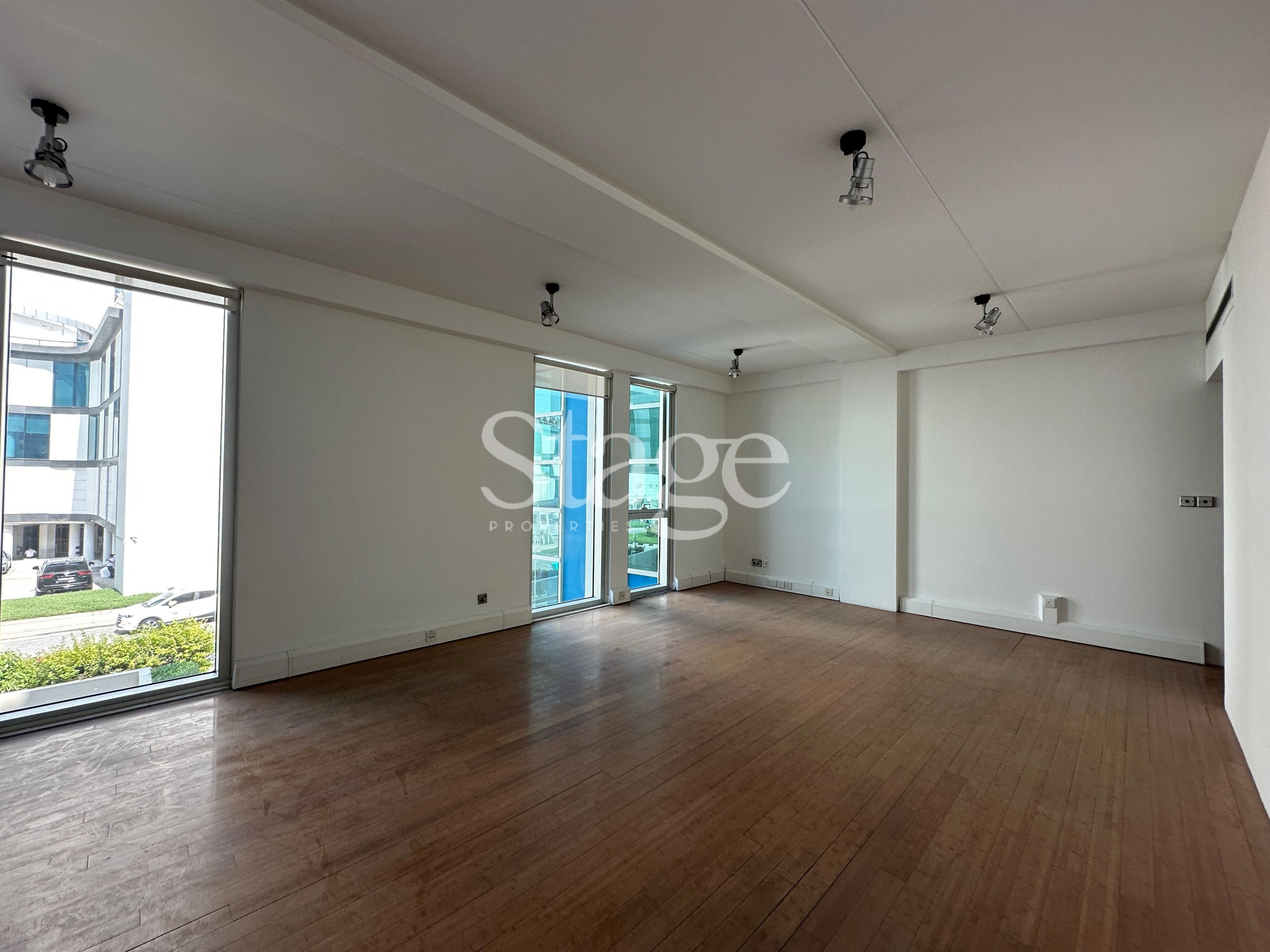 Office Space for Rent in Dubai Media City, Dubai OF8547L