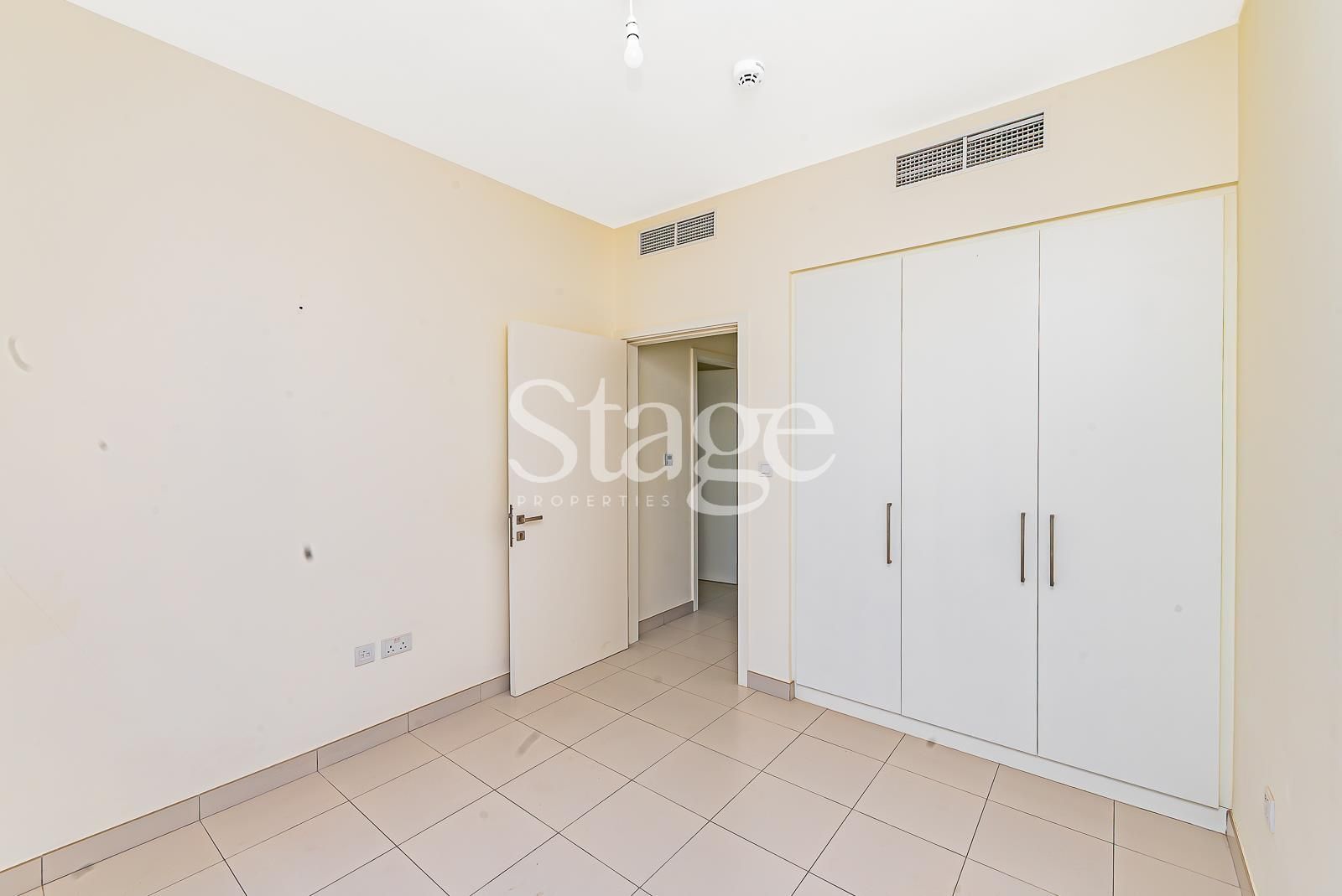 3 bedrooms Townhouse for Rent in Dubai South (Dubai World Central), Dubai TH8731L