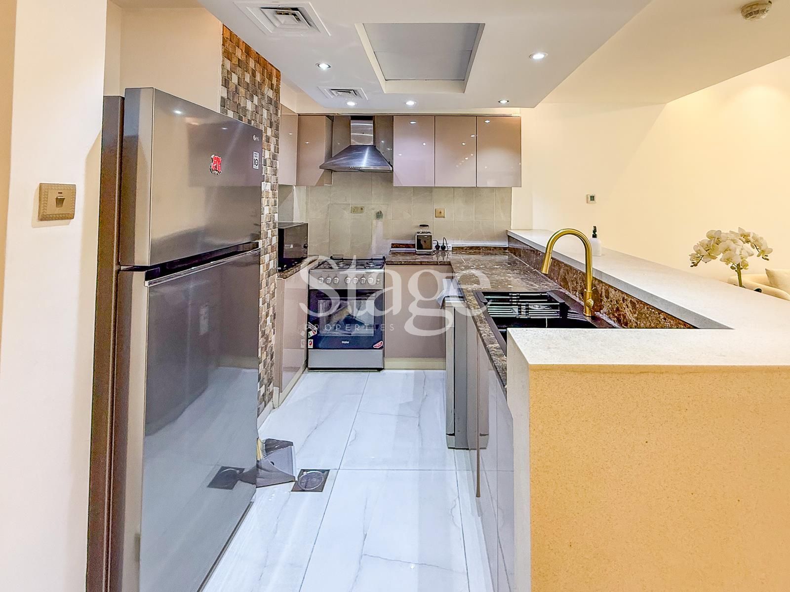2 bedrooms apartment for Sale in Business Bay, Dubai AP9822S