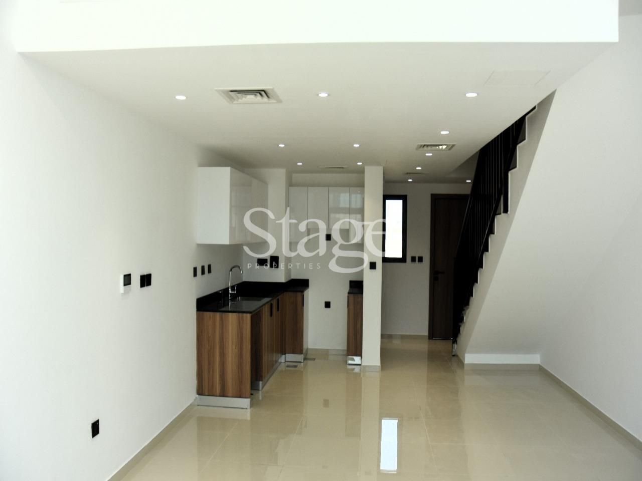 تاون هاوس من غرفتي نوم للبيع في Dubai Land، Dubai TH9155S