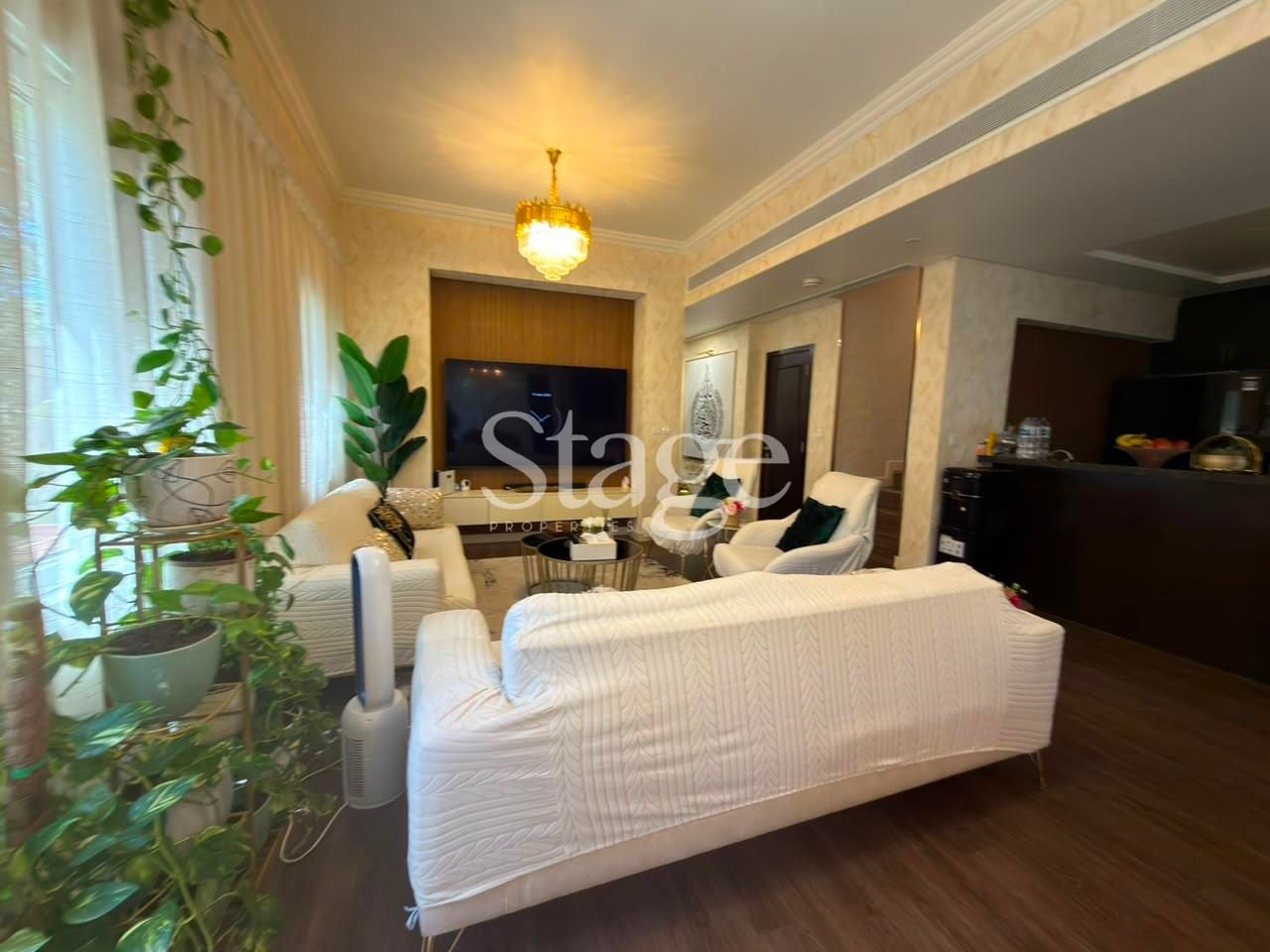 فيلا توأم من ٣ غرف نوم للإيجار في Dubai Land، Dubai VI9731L
