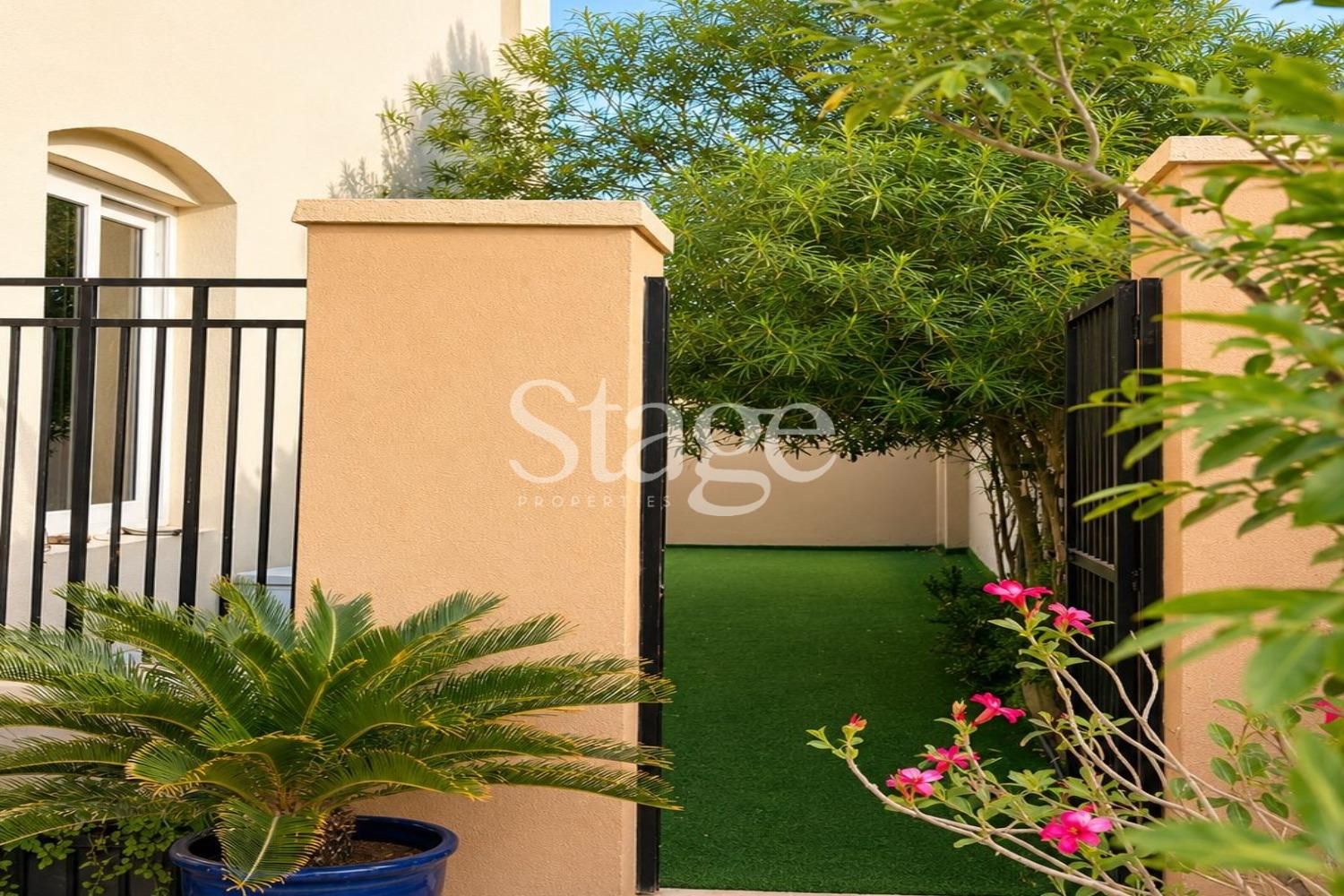 3 bedrooms Twin Villas for Rent in Serena, Dubai VI9598L