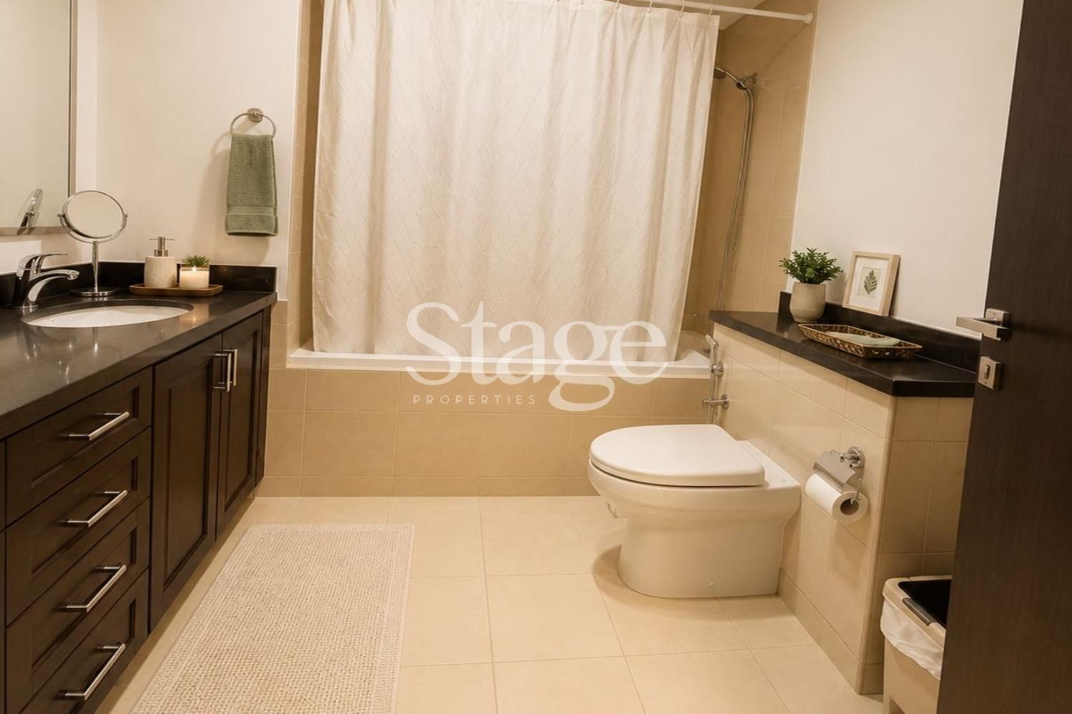 3 bedrooms Twin Villas for Rent in Serena, Dubai VI9598L