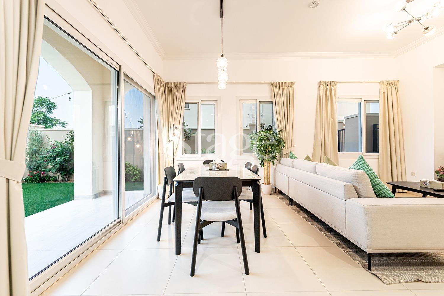 3 bedrooms Twin Villas for Rent in Serena, Dubai VI9608L
