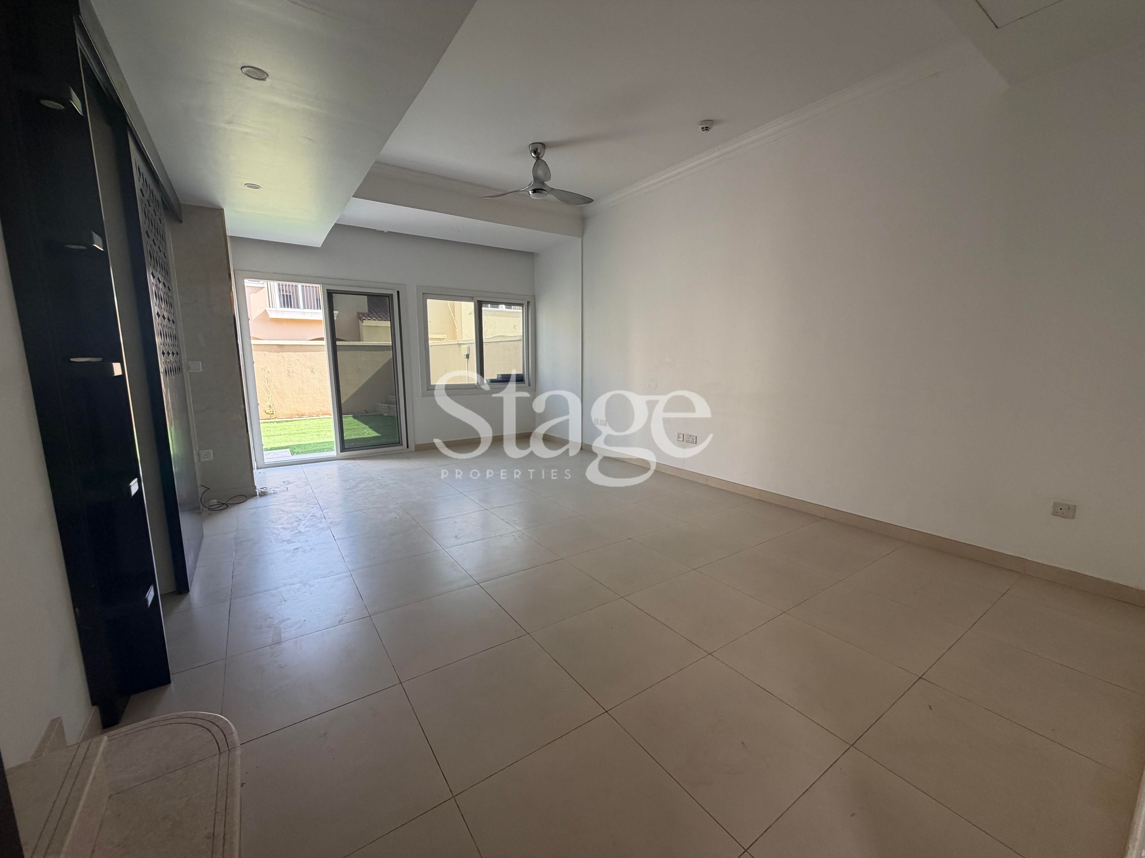 2 bedrooms Villas for Rent in Serena, Dubai VI8789L