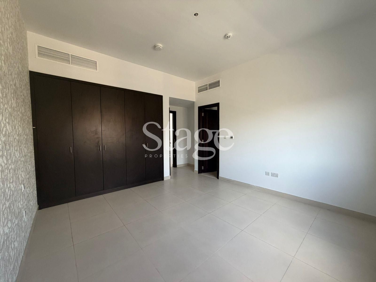 2 bedrooms Villas for Rent in Serena, Dubai VI8789L