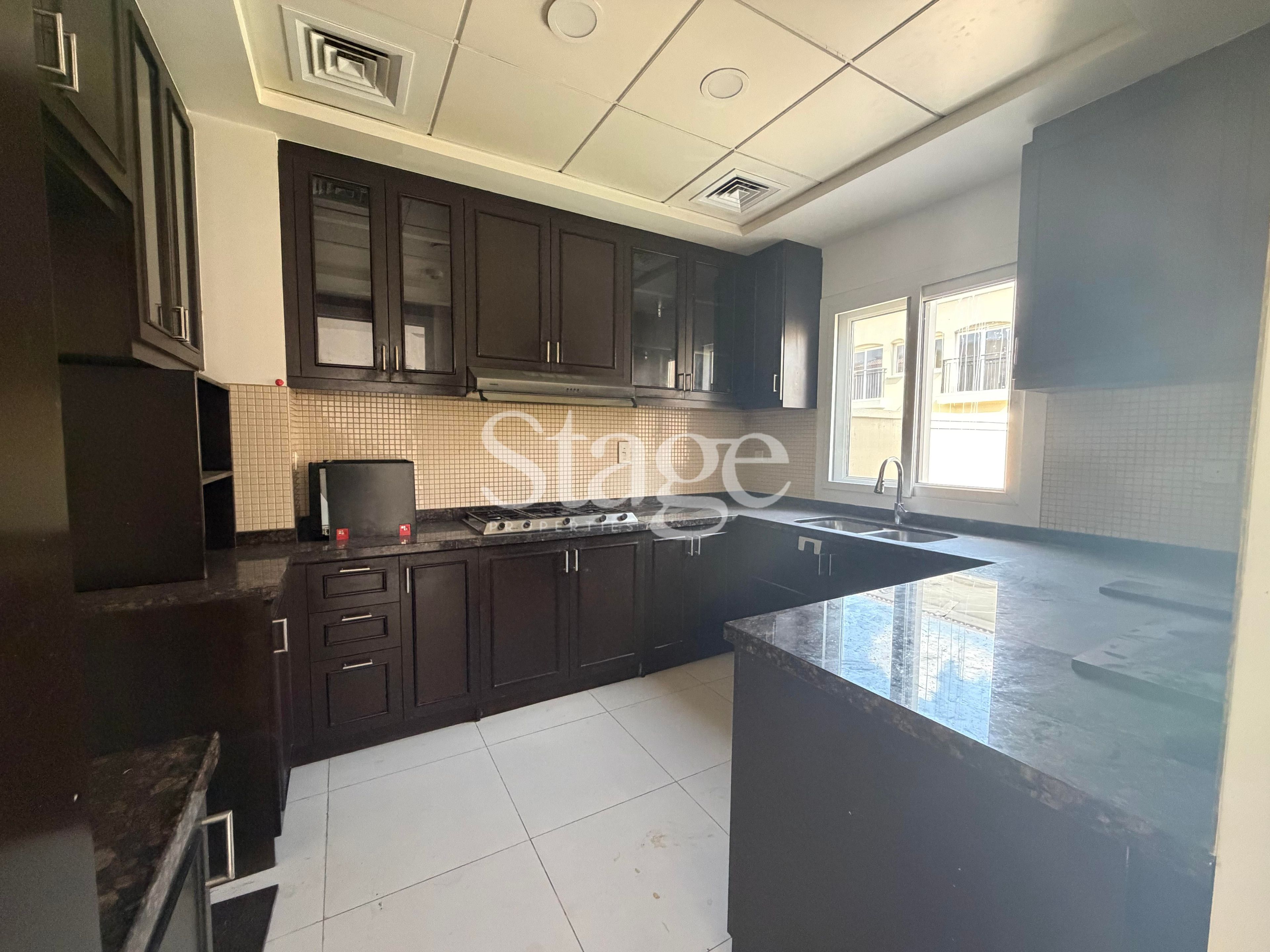 2 bedrooms Villas for Rent in Serena, Dubai VI8789L