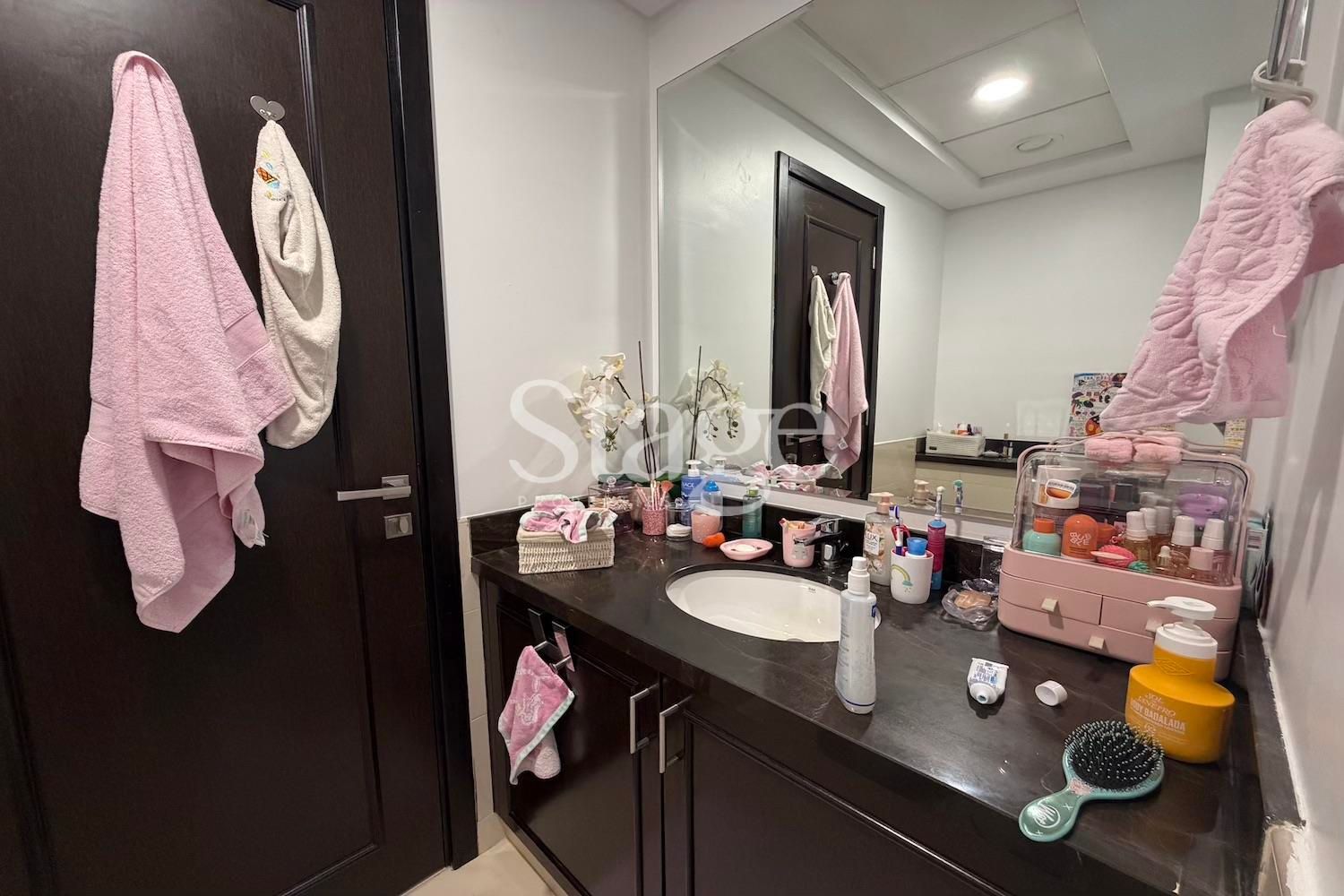 فيلا توأم من ٣ غرف نوم للإيجار في Serena، Dubai VI9751L