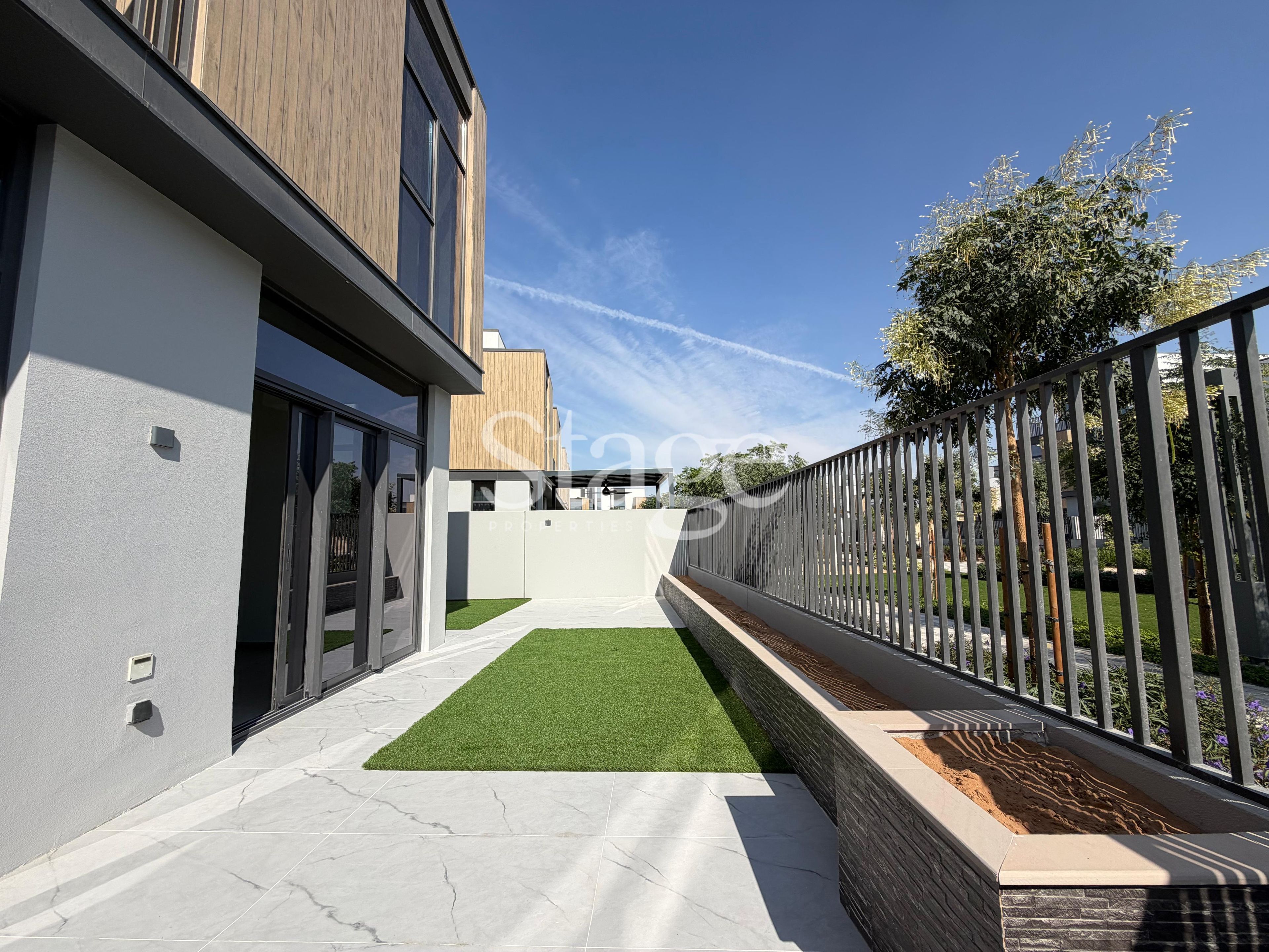 4 bedrooms Townhouse for Rent in Mudon, Dubai TH8702L