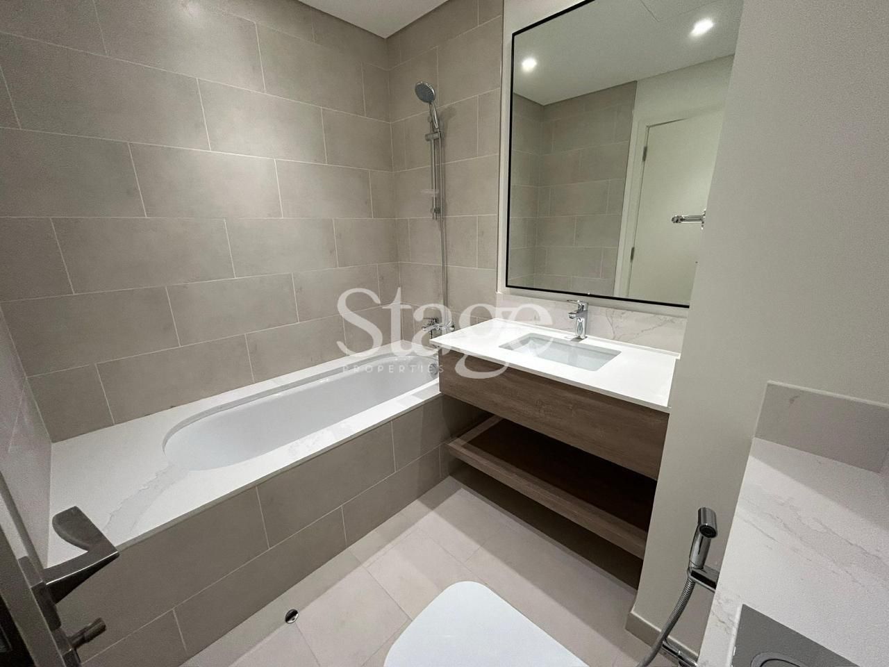 3 bedrooms Townhouse for Rent in The Valley, Dubai TH8948L