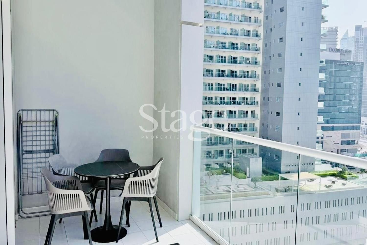 2 bedrooms apartment for Rent in Business Bay, Dubai AP9638L