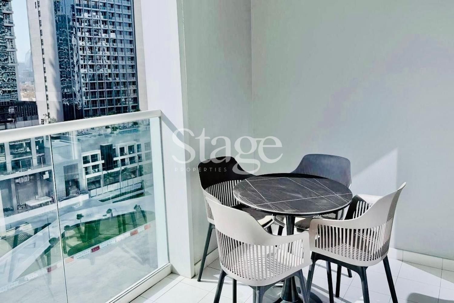 2 bedrooms apartment for Rent in Business Bay, Dubai AP9638L