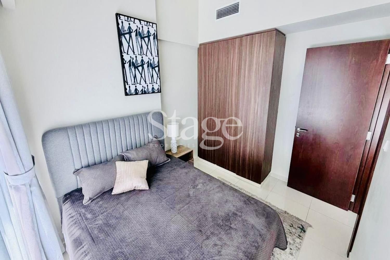 2 bedrooms apartment for Rent in Business Bay, Dubai AP9638L