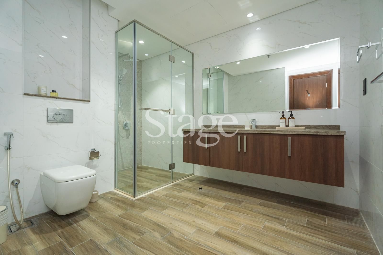 شقة من غرفتي نوم للبيع في Business Bay، Dubai AP9812S