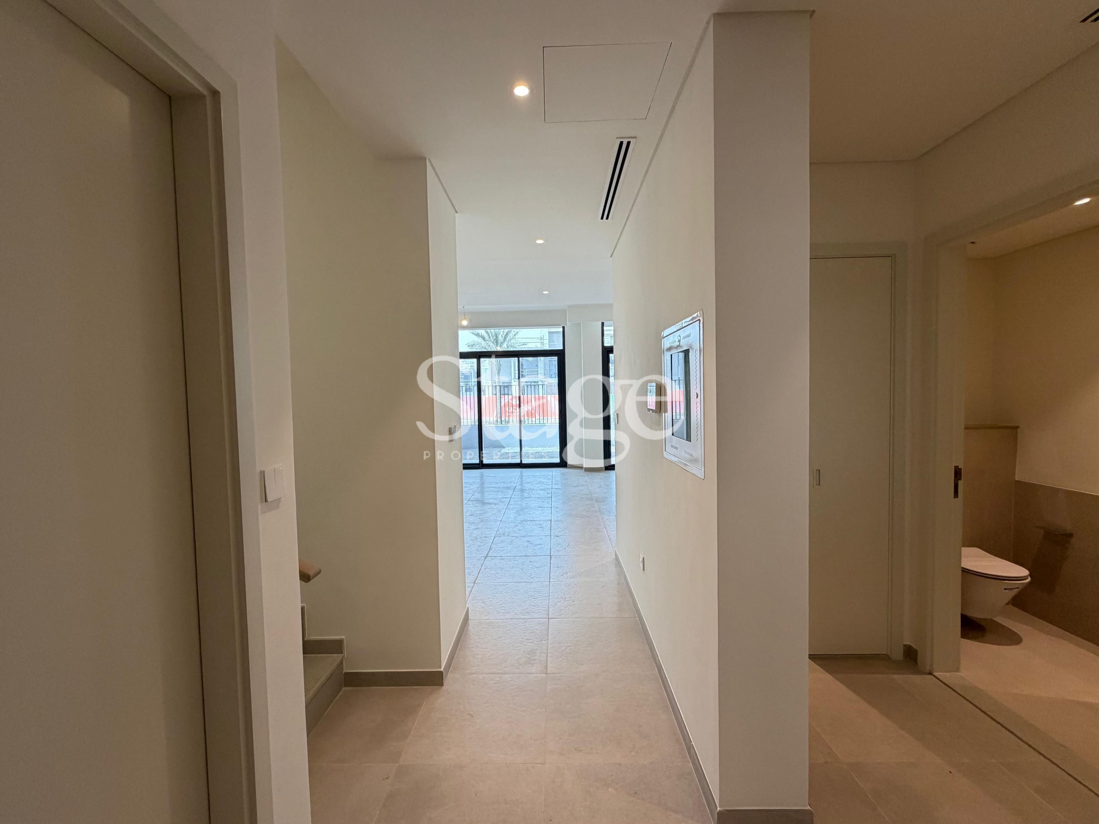 3 bedrooms Townhouse for Rent in Mudon, Dubai TH8538L